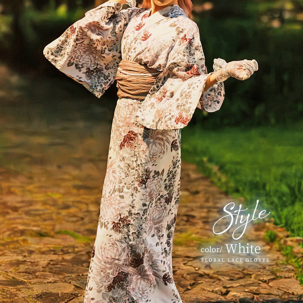 Floral lace gloves