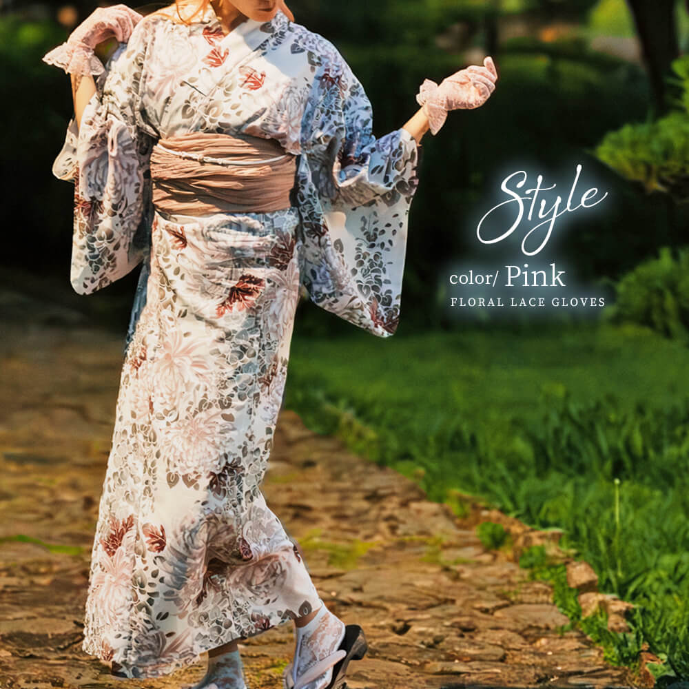 Floral lace gloves