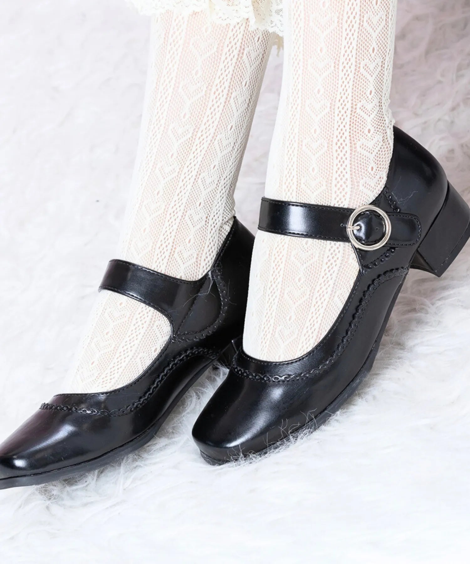 Thick strap shoes