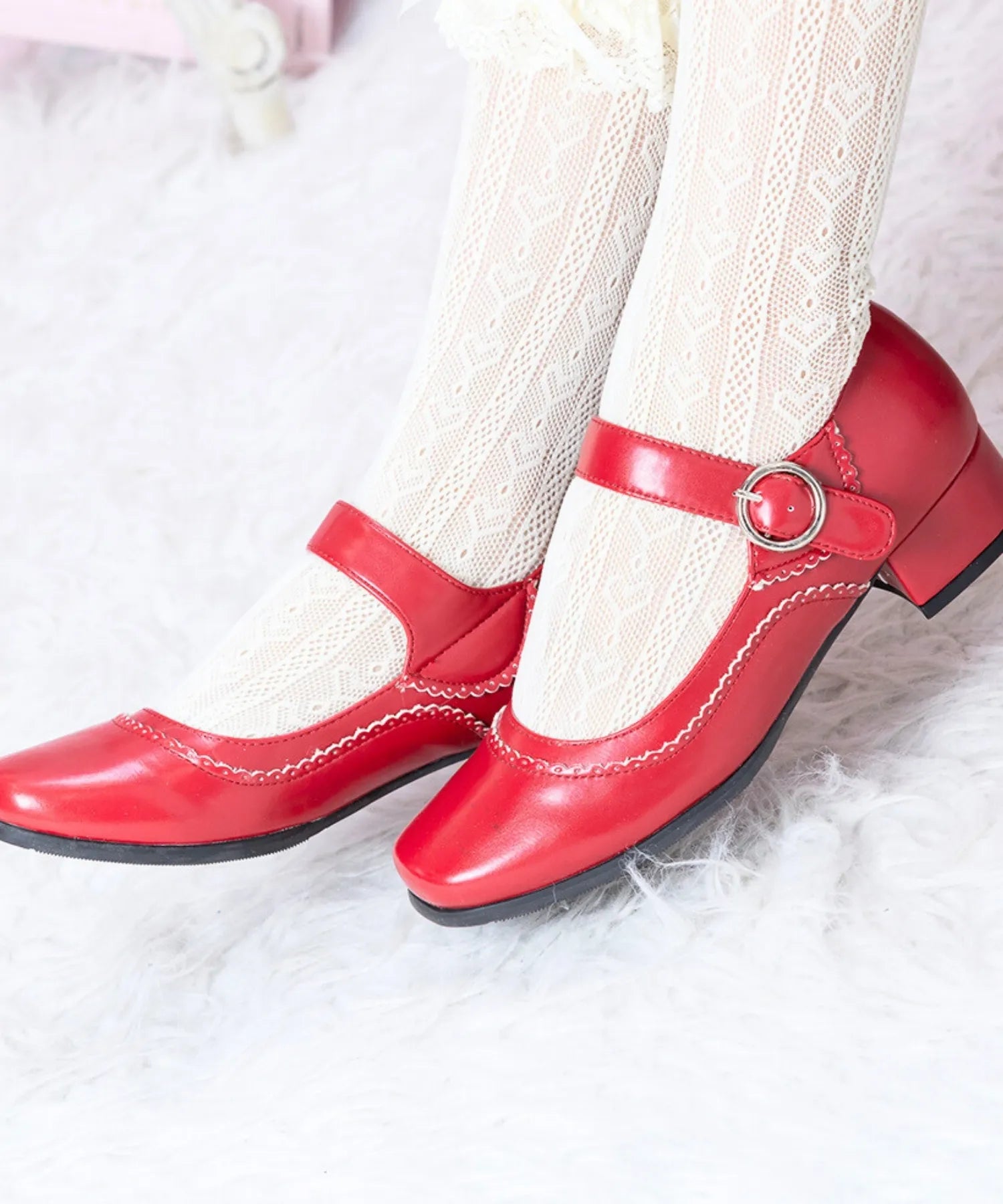 Thick strap shoes