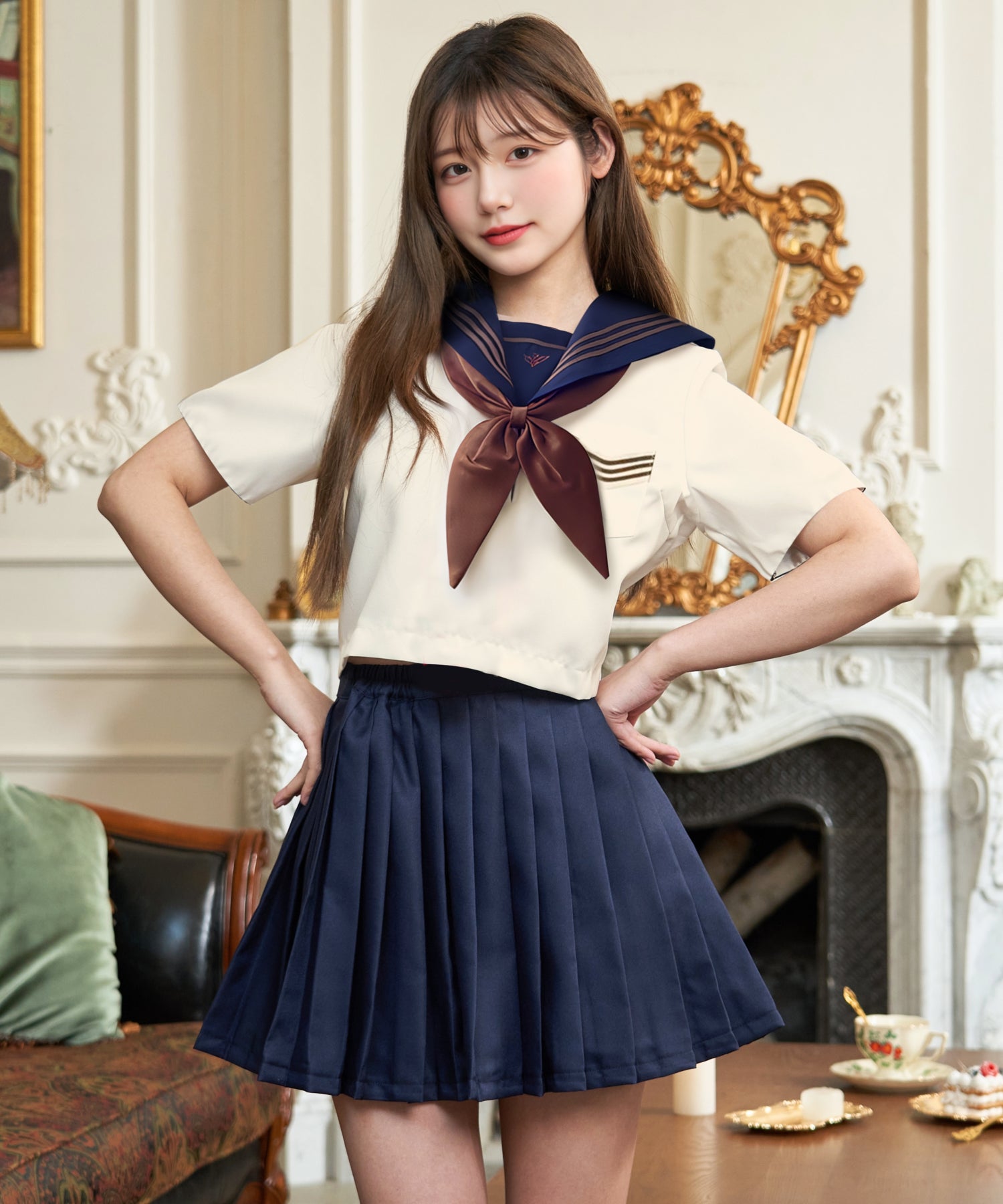 クリームベージュ半袖セーラー服 | BODYLINE & LunaBelle