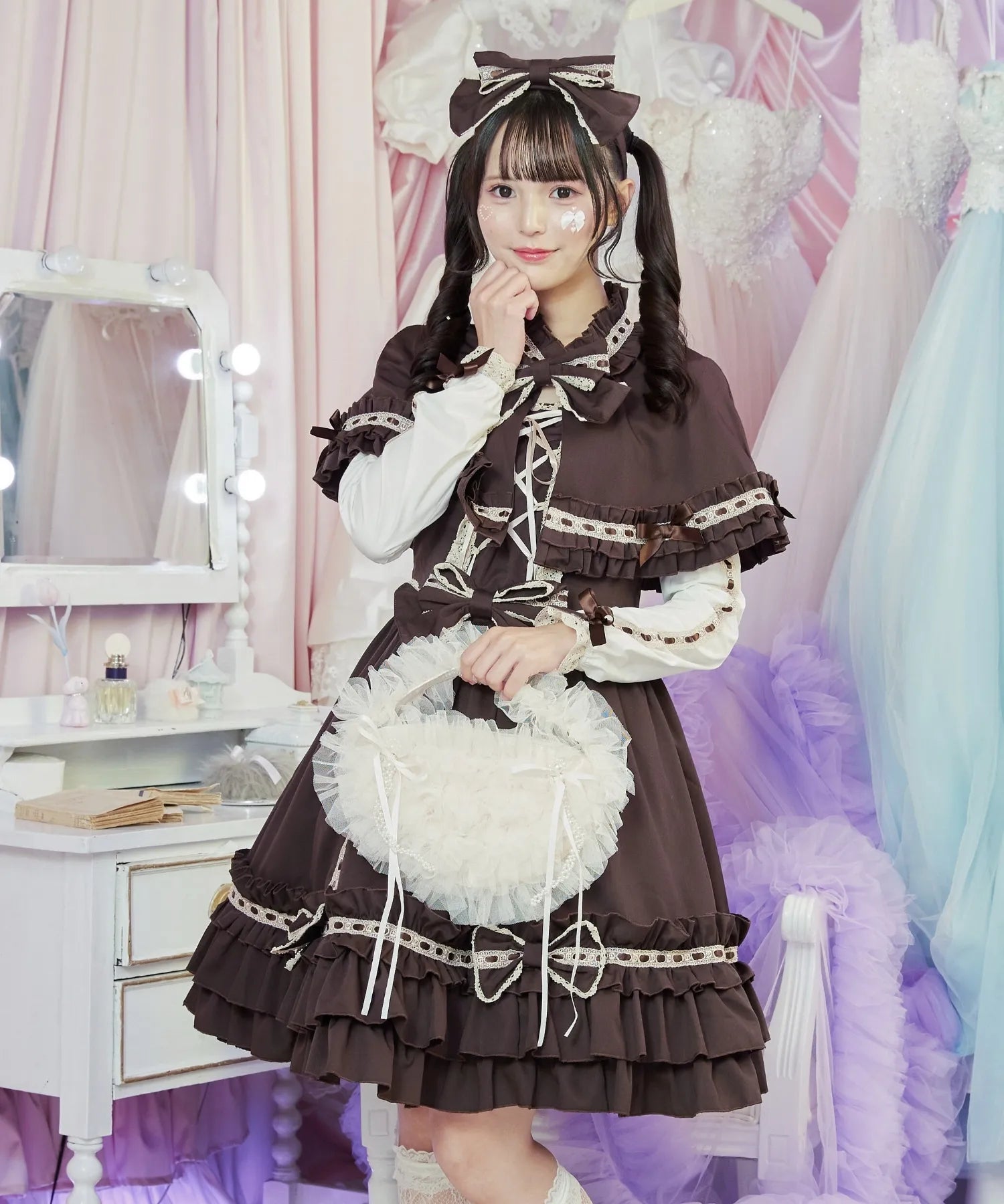 Rede lace with cape (sleeve removal can be removed ♪)