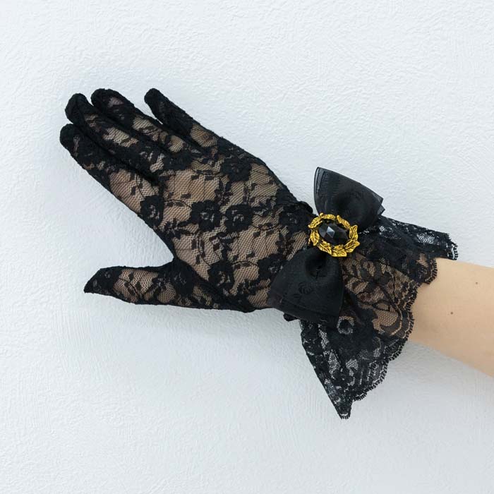 Total lace gloves with chain decoration
