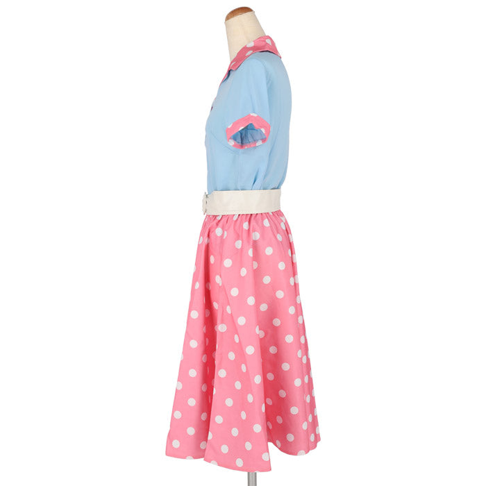 Colorful Retro Setup with Belt and Hairband