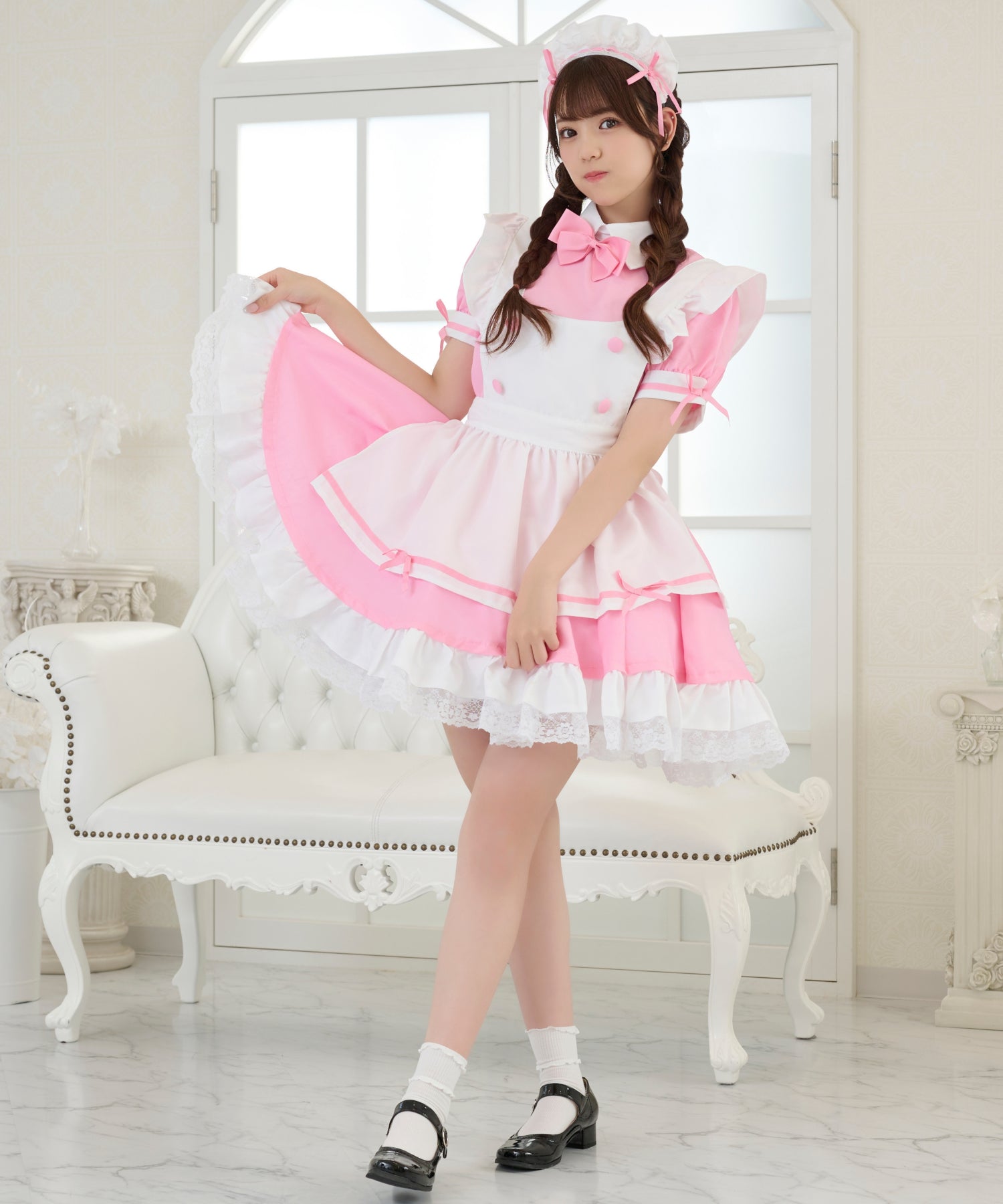 選べる4色!リボン&フリルの王道メイドコスチューム