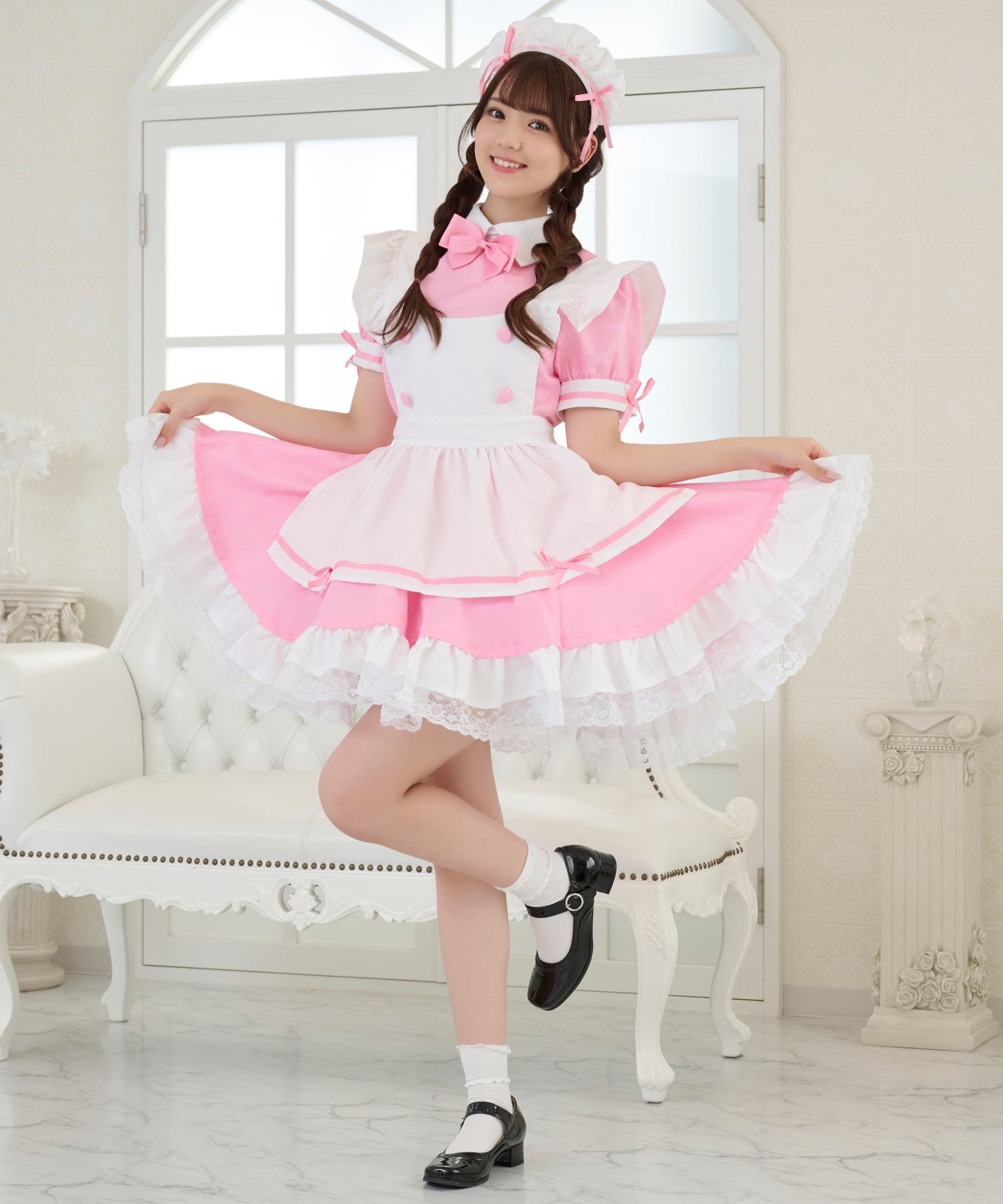 選べる4色!リボン&フリルの王道メイドコスチューム