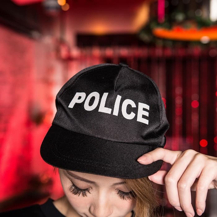 6-piece sweatpolice set with logo