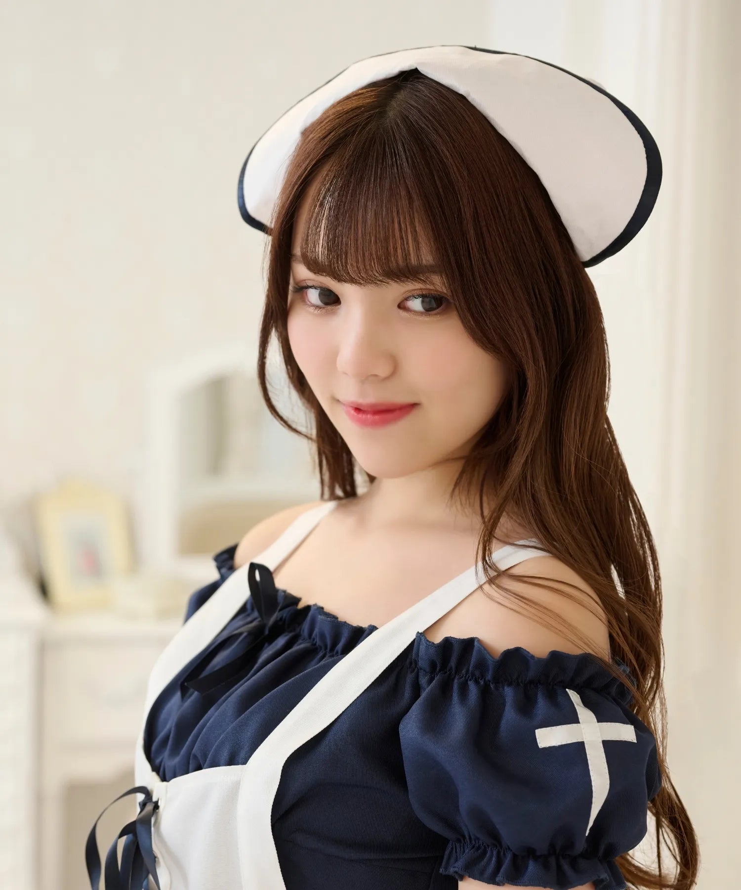 オフショルメイド風ナース