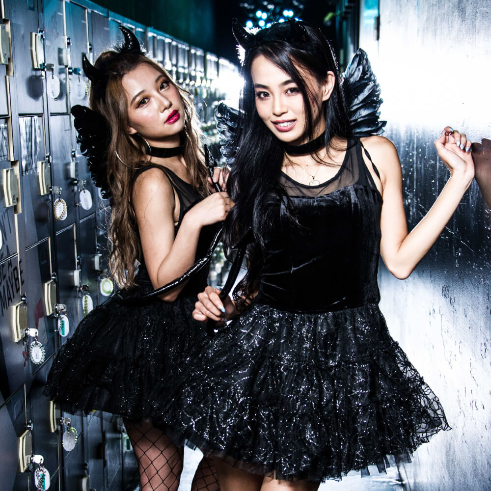 Black Devil Costume 4 -piece set with wings and horns