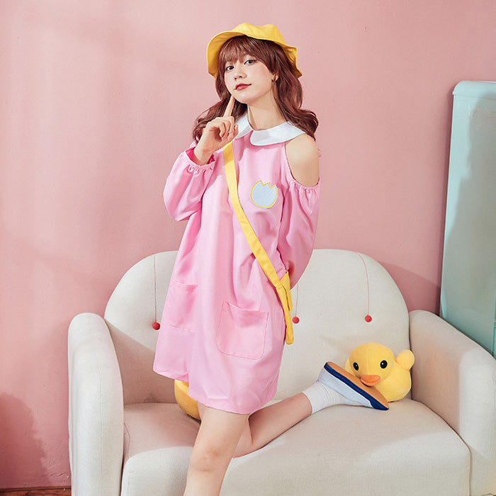 Cute kindergarten smock with open shoulders