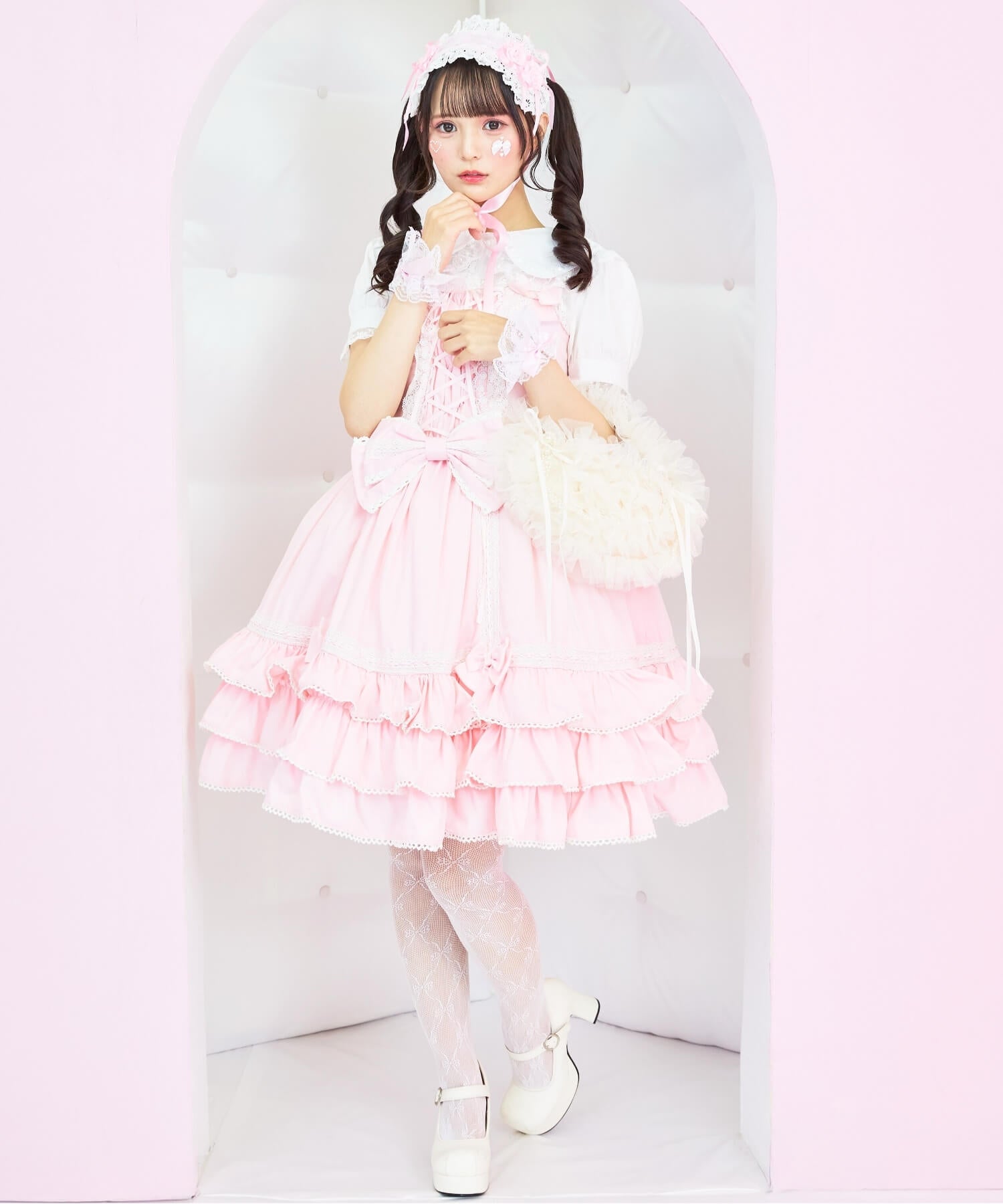 レースアップのリボンフリルジャンパースカート