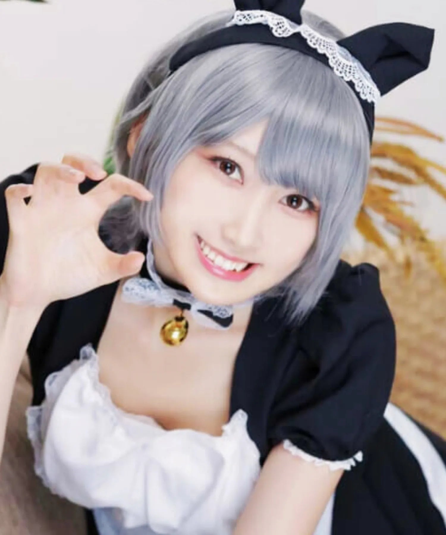 Long neckline short wig