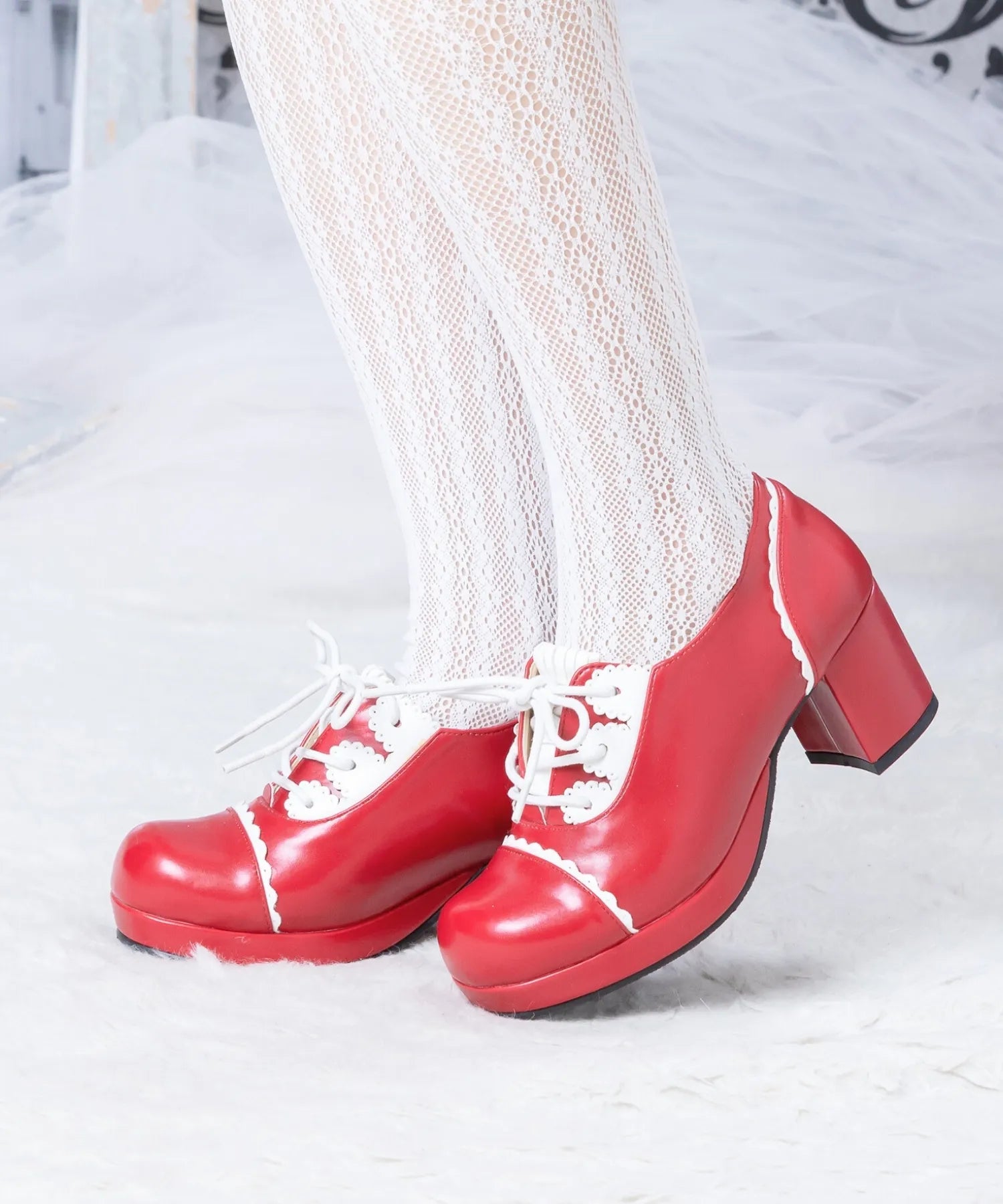 Braided scalloped shoes
