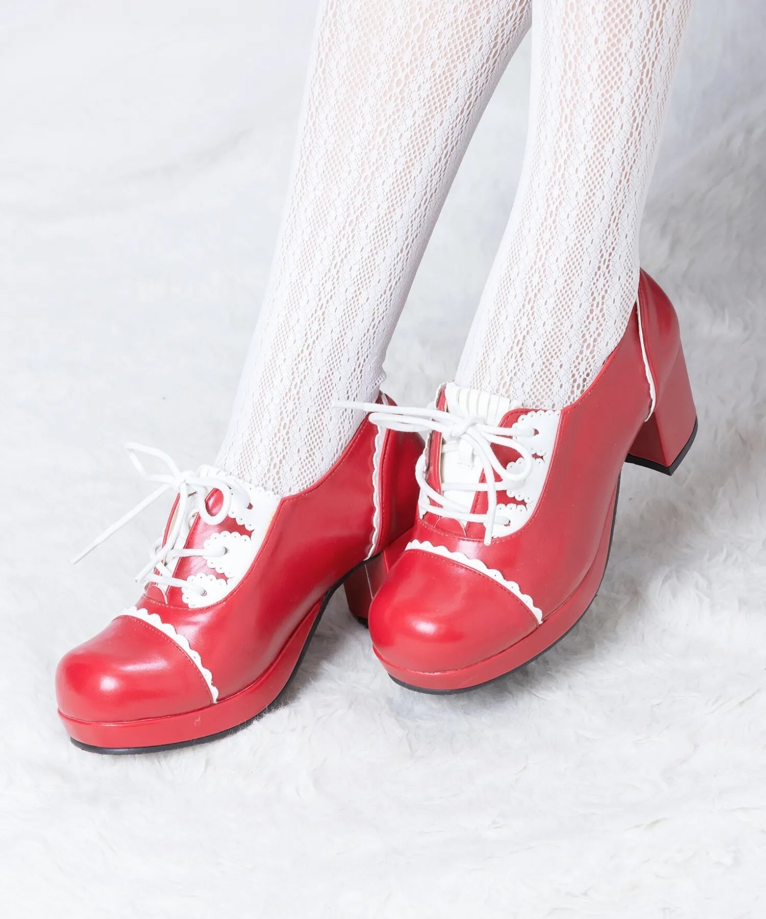 Braided scalloped shoes