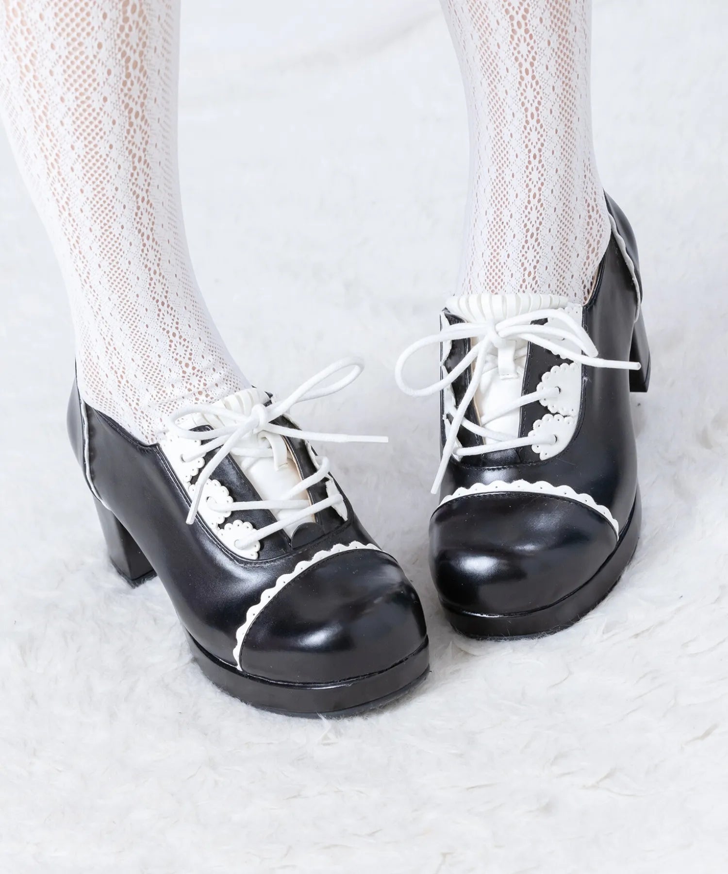 Braided scalloped shoes