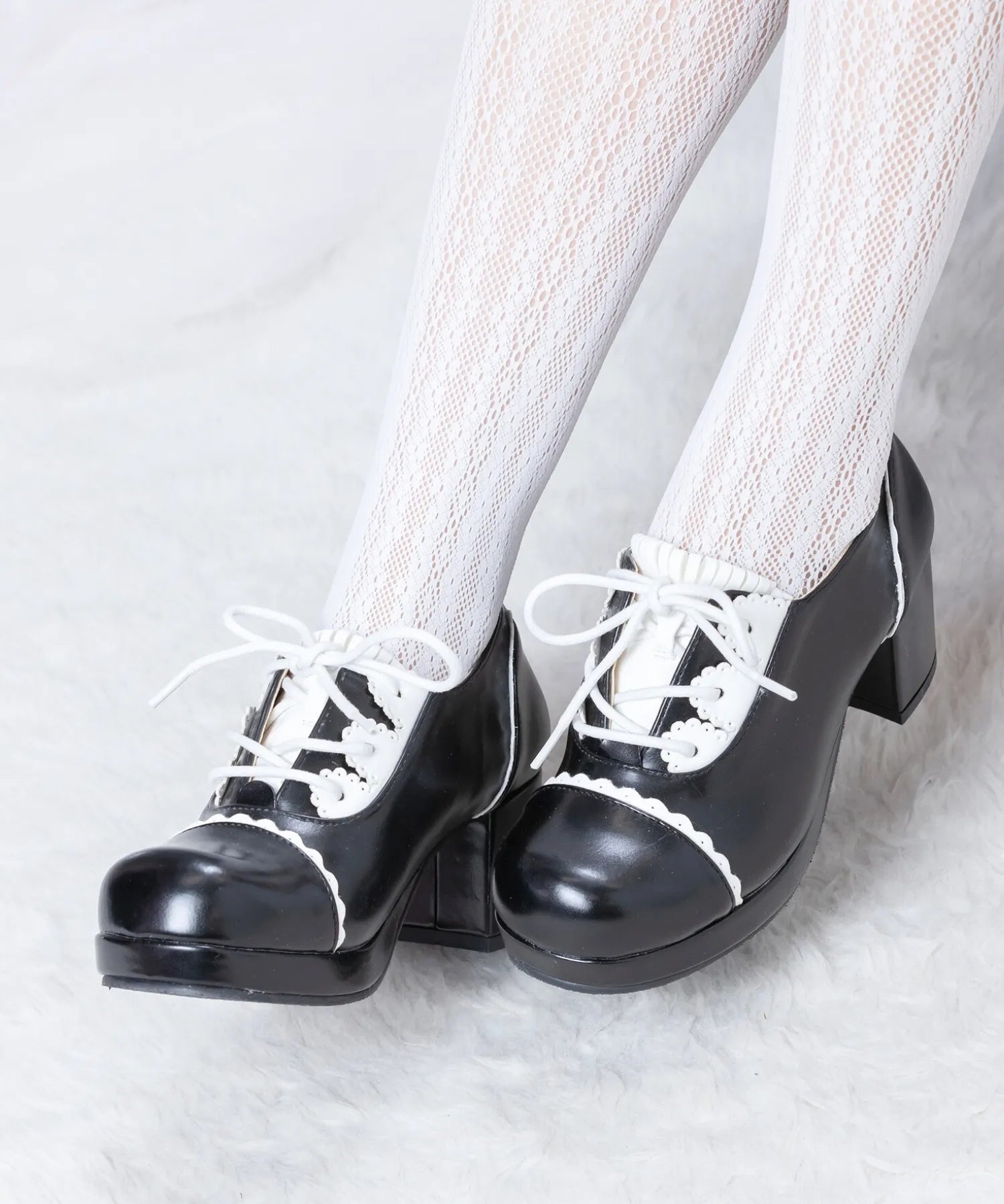 Braided scalloped shoes