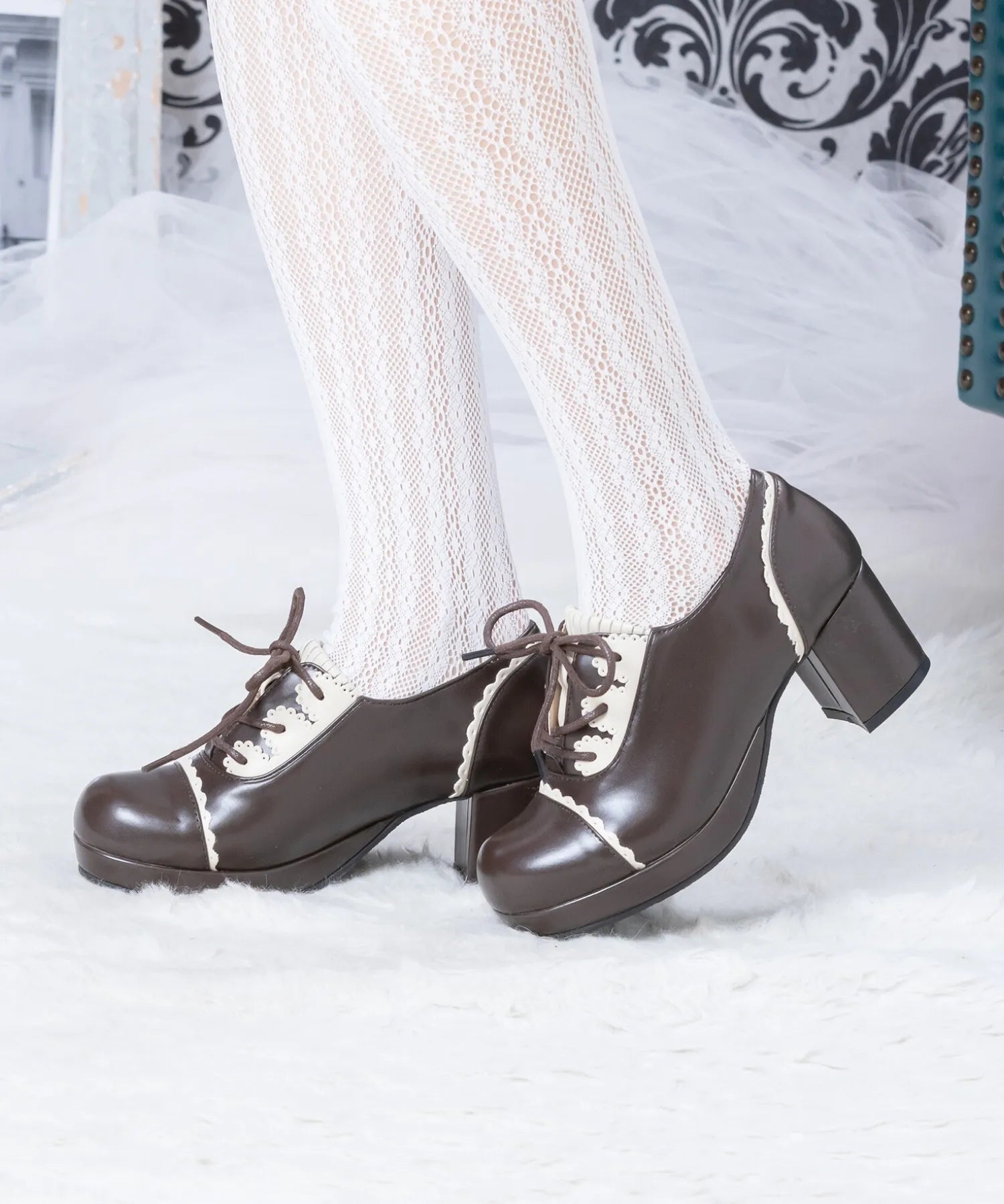 Braided scalloped shoes