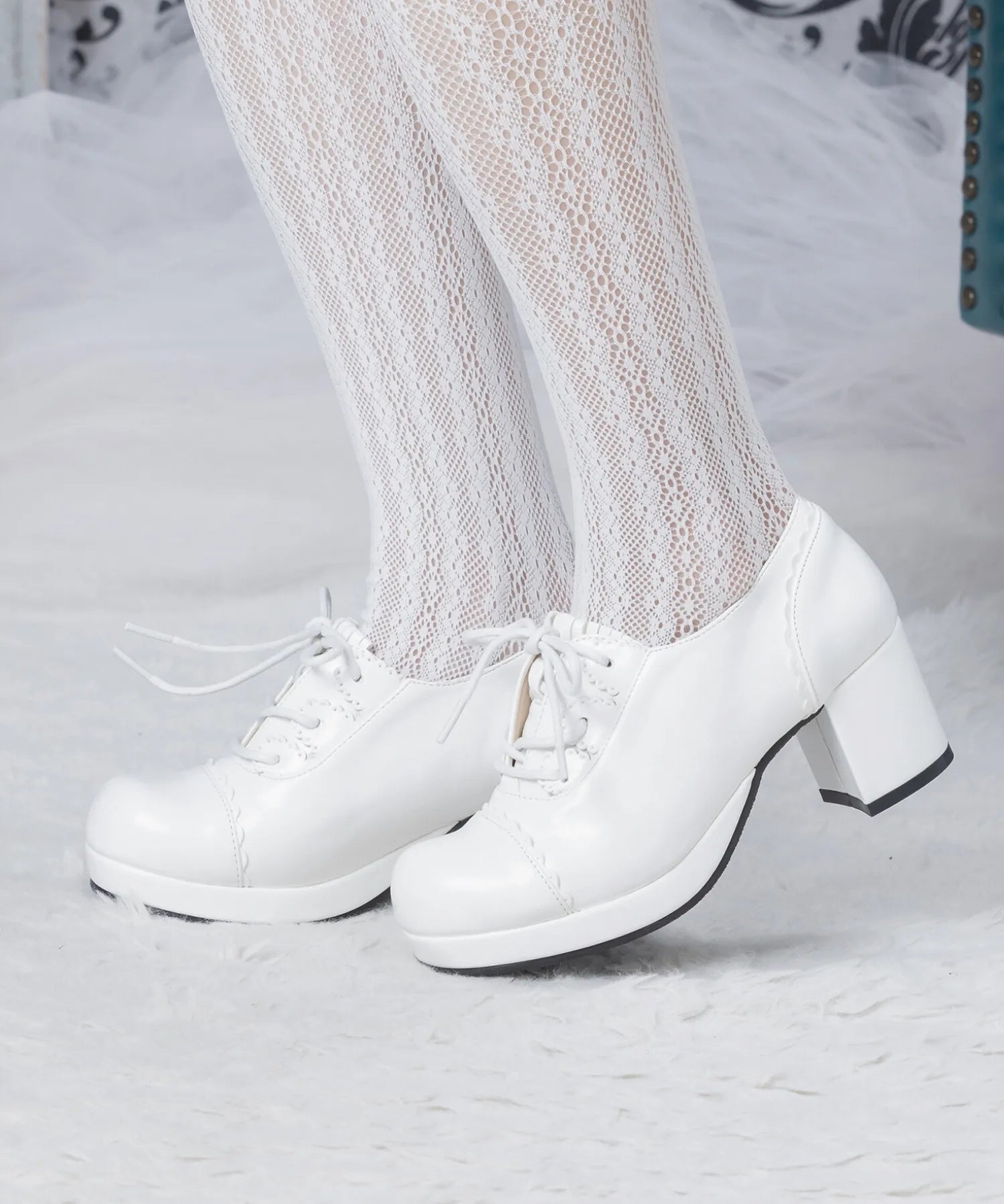 Braided scalloped shoes