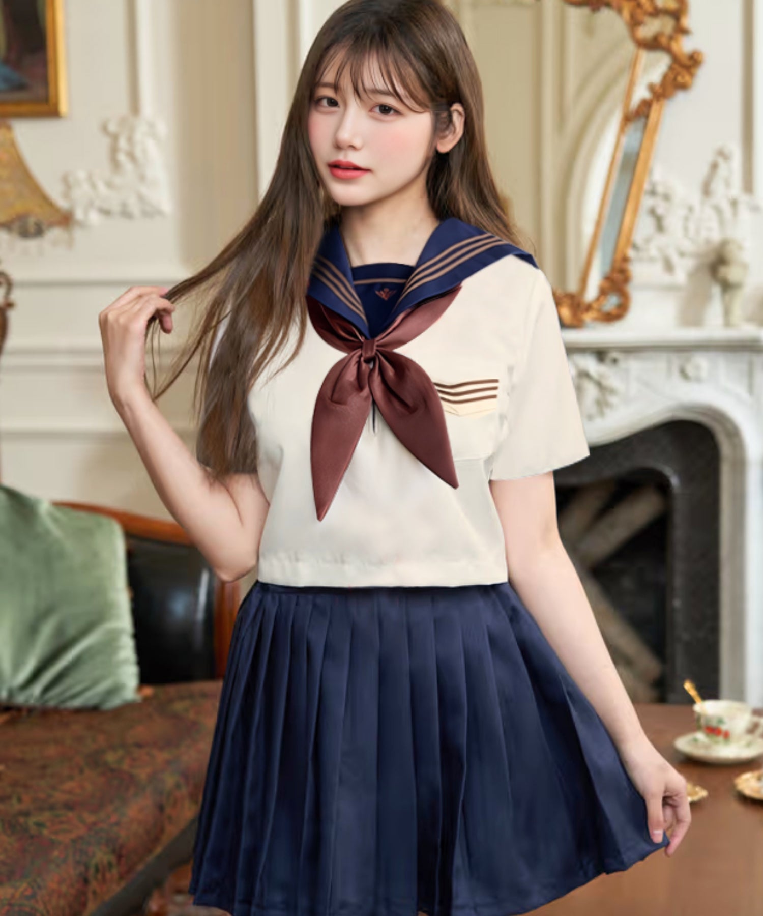 クリームベージュ半袖セーラー服