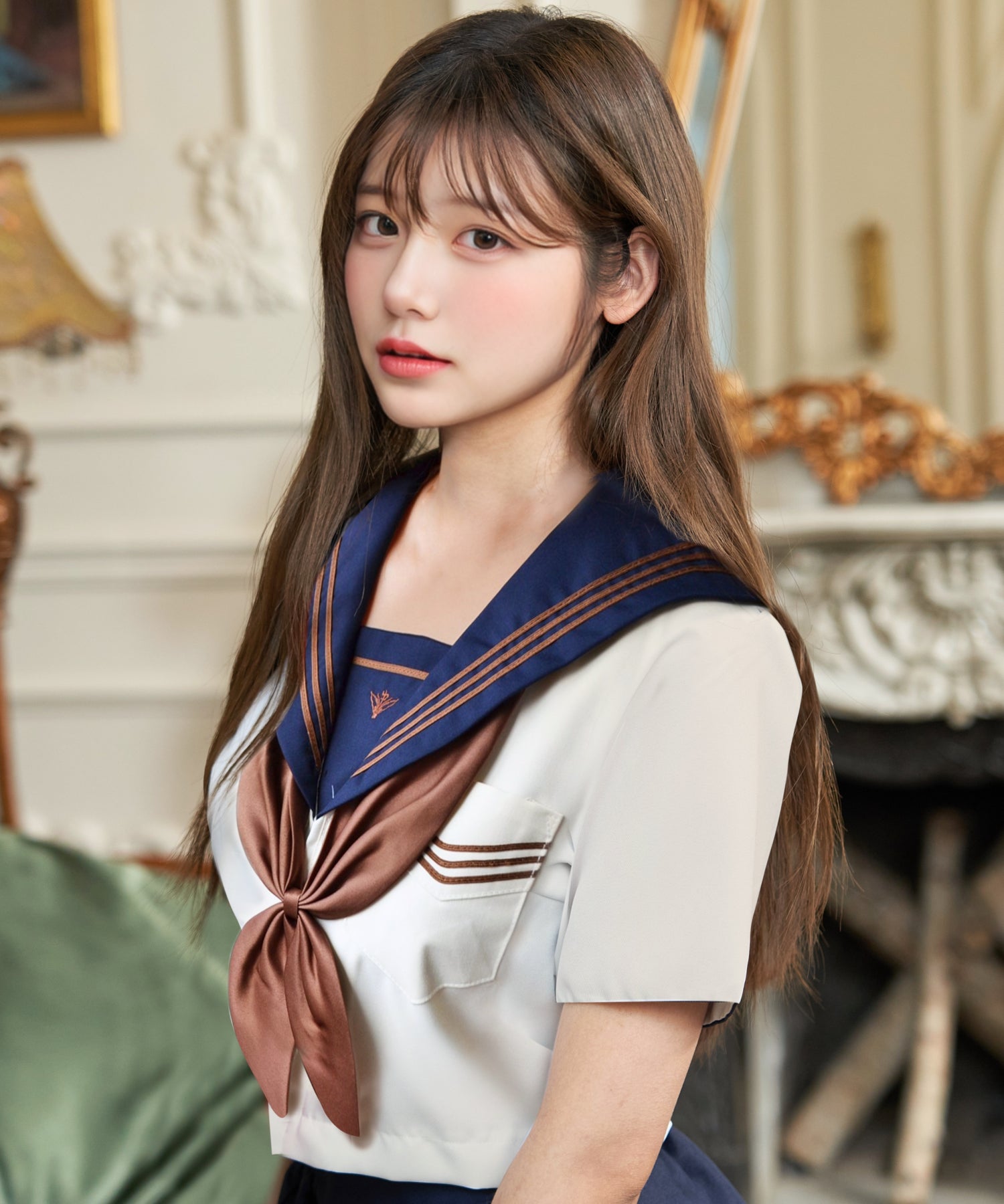 クリームベージュ半袖セーラー服