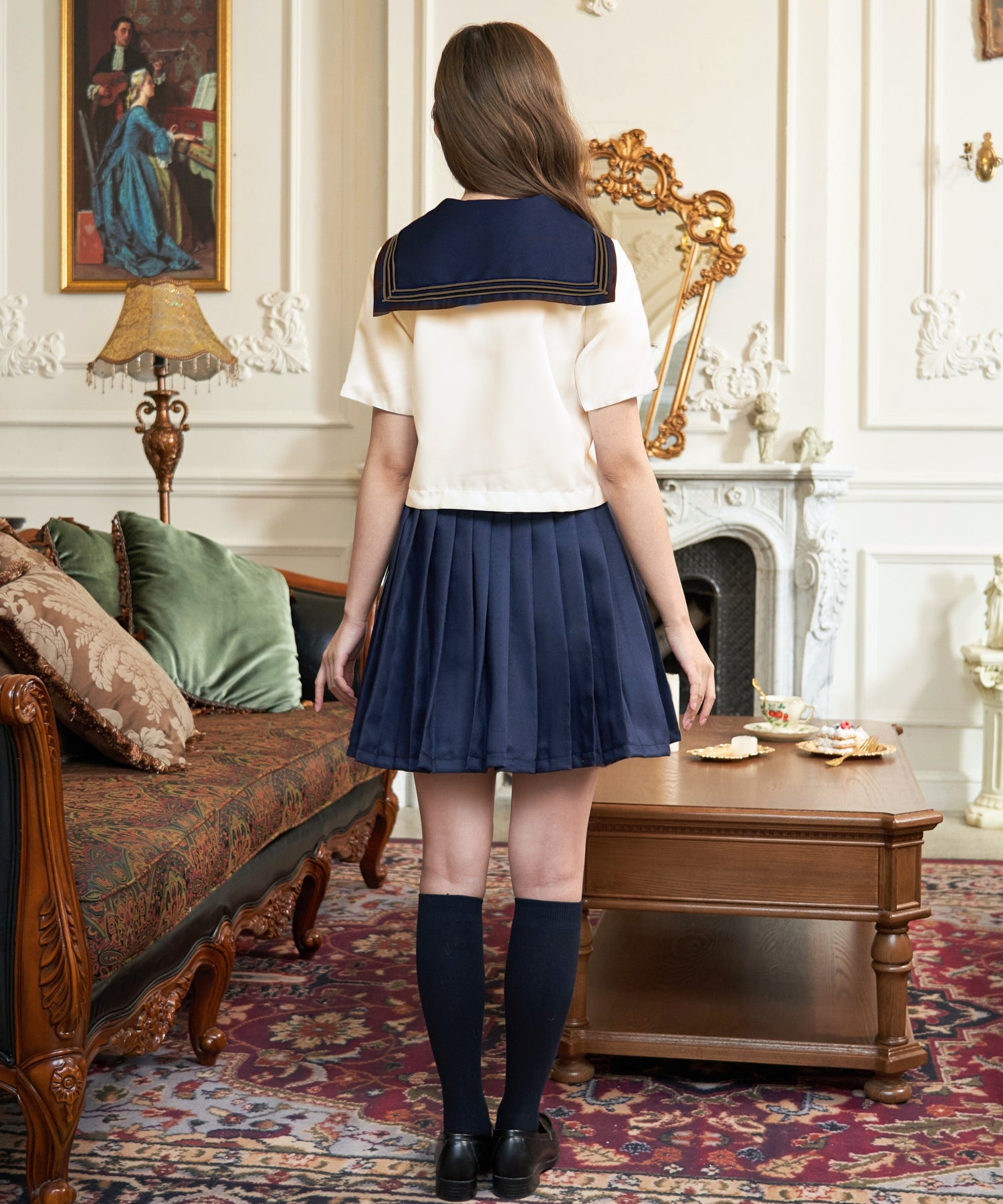 クリームベージュ半袖セーラー服