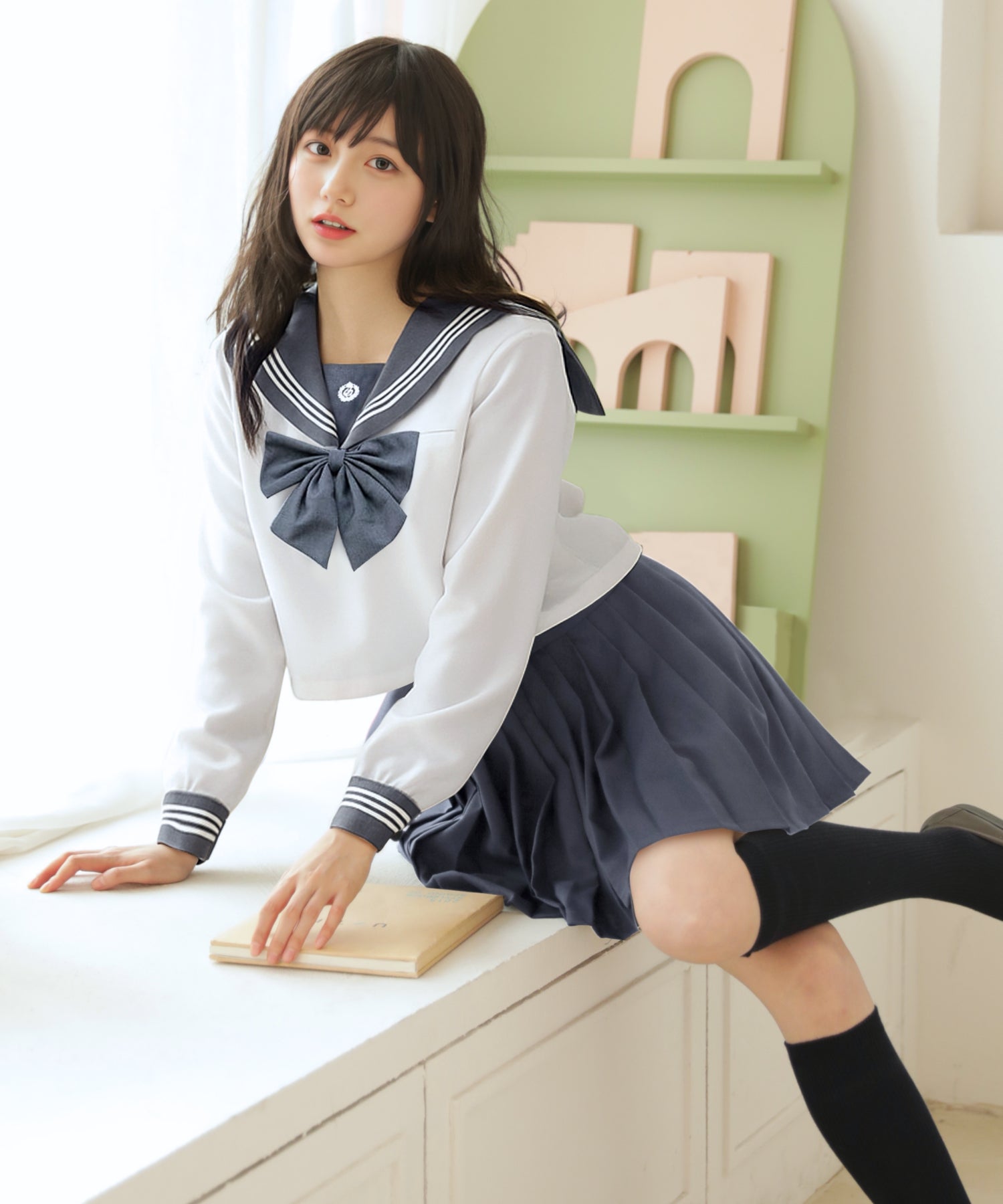 チャコールグレー長袖セーラー服