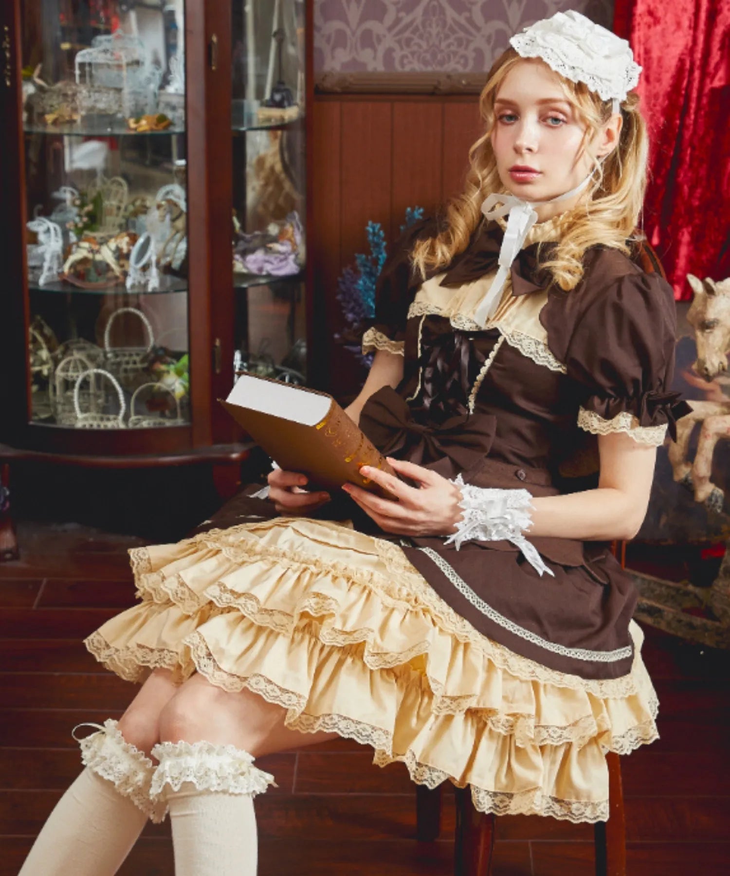Authentic Lolita fashion | Many delicate and cute items