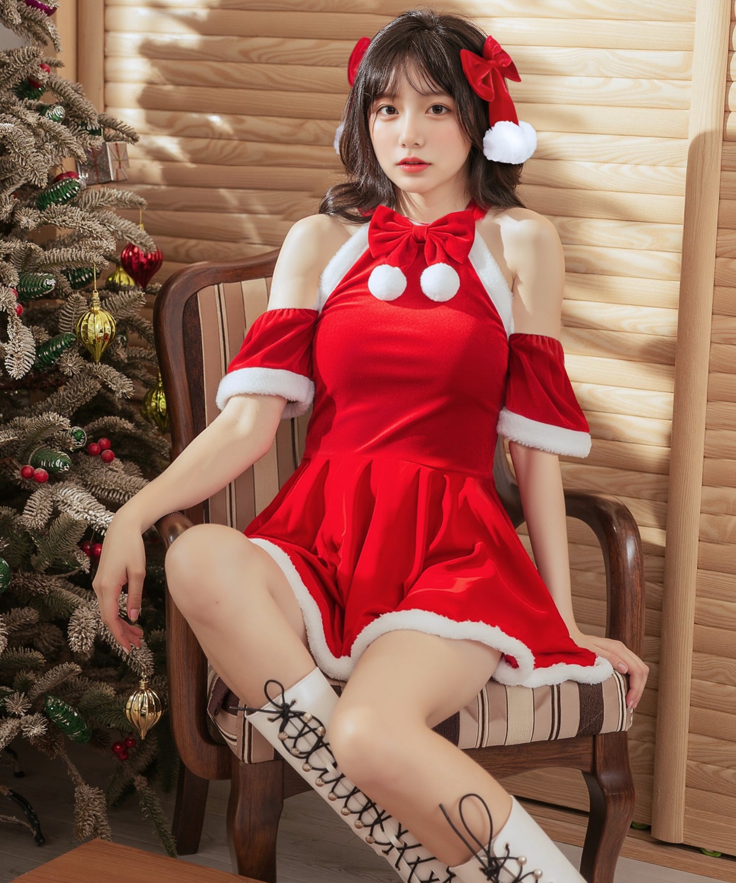 ホルターネックのスウィートサンタ