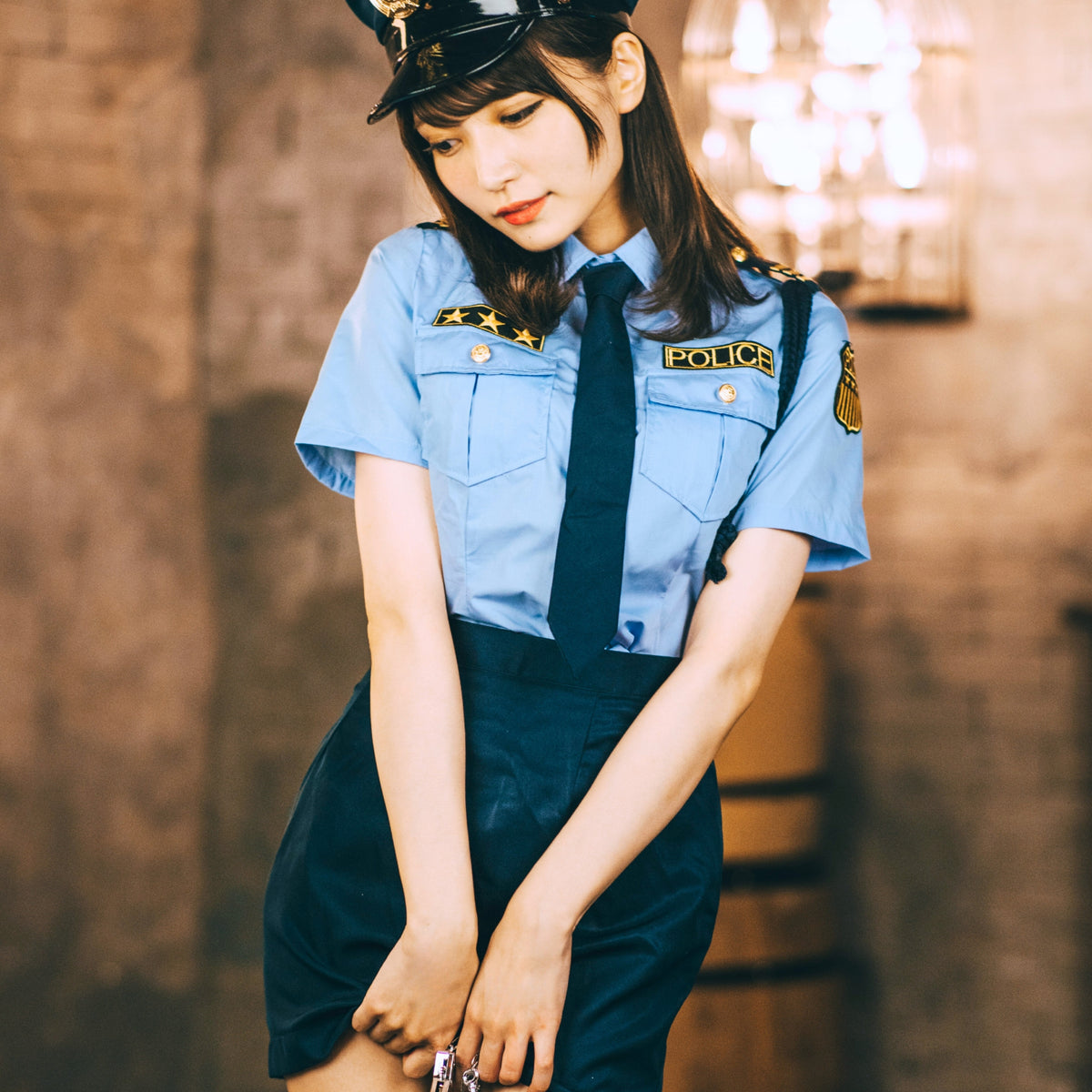 手錠付きサックスカラーシャツポリスコスチューム6点セット | BODYLINE 手錠付きサックスカラーシャツポリスコスチューム6点セット | BODYLINE