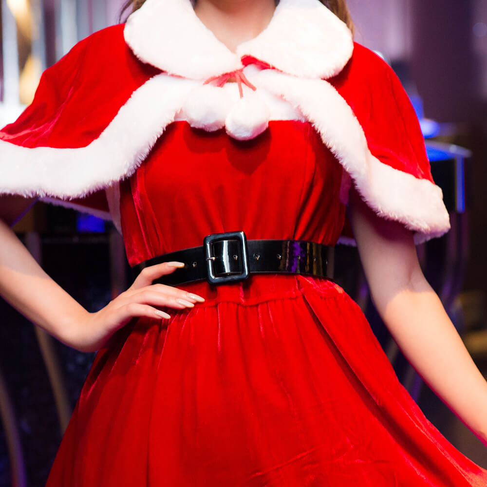 4-piece bare top Santa costume set with collar cape