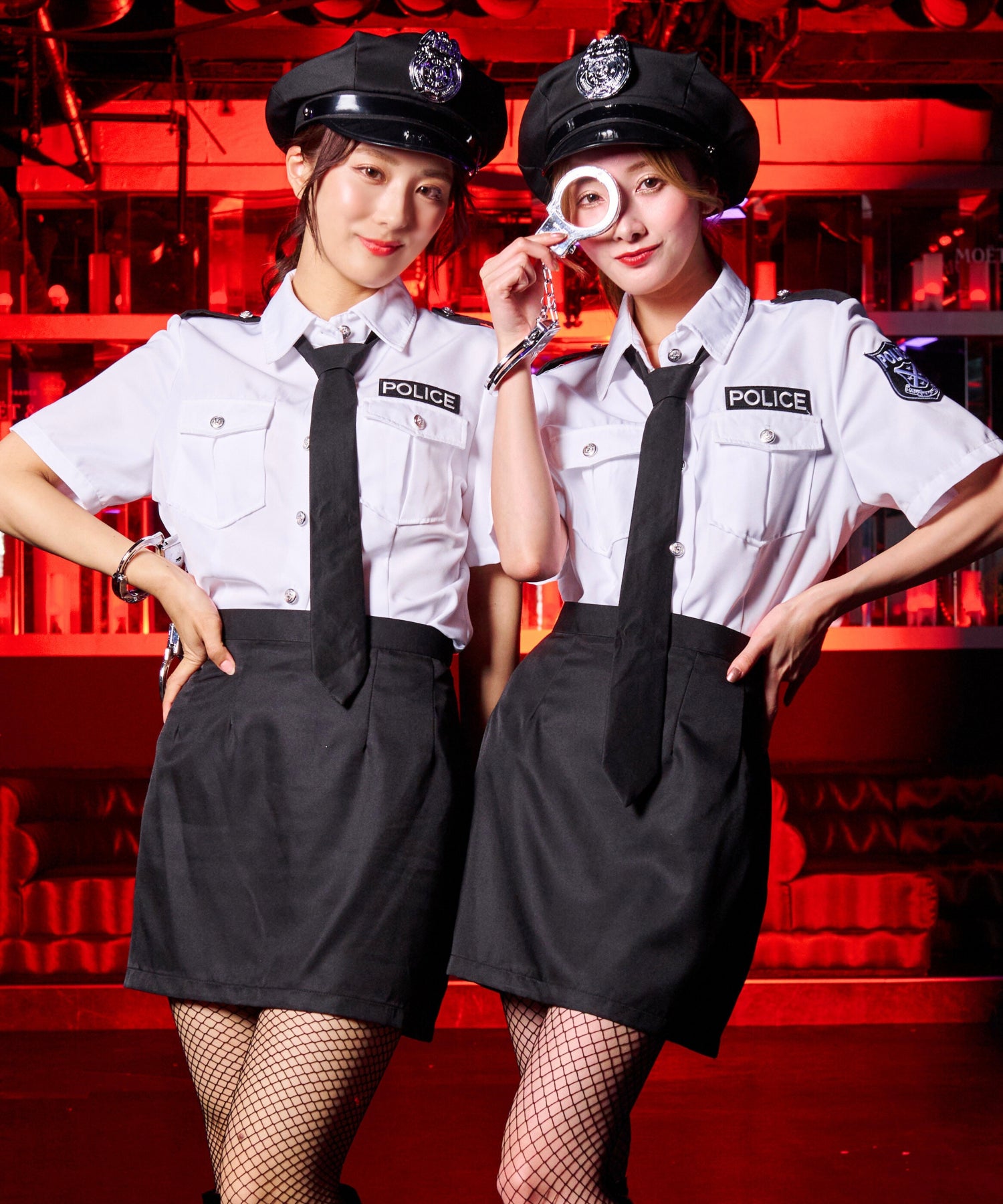 白シャツ×黒ミニスカート 帽子付きポリスコスチューム