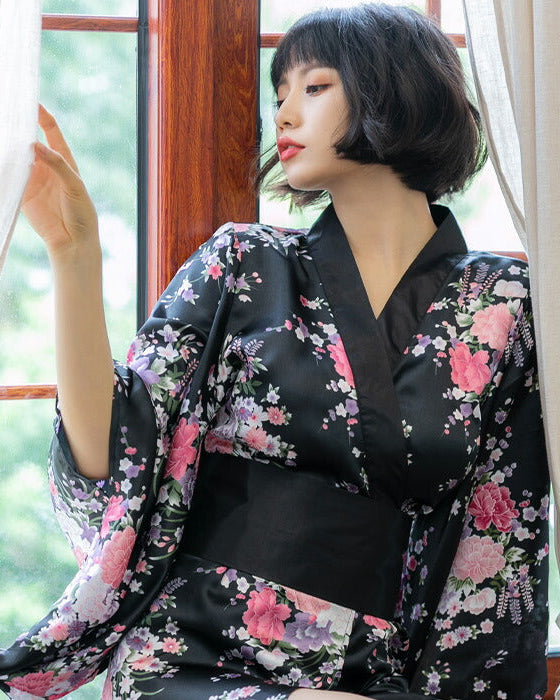 花柄艶々素材の花魁風ミニ和服