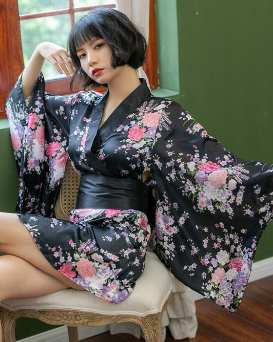 花柄艶々素材の花魁風ミニ和服