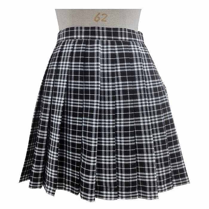 Black and white plaid skirt