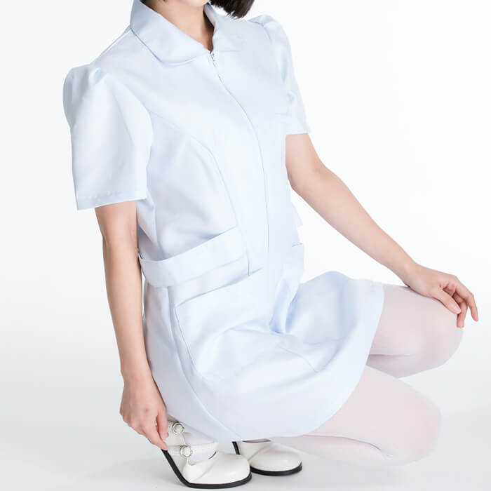 Nurse clothes with pockets