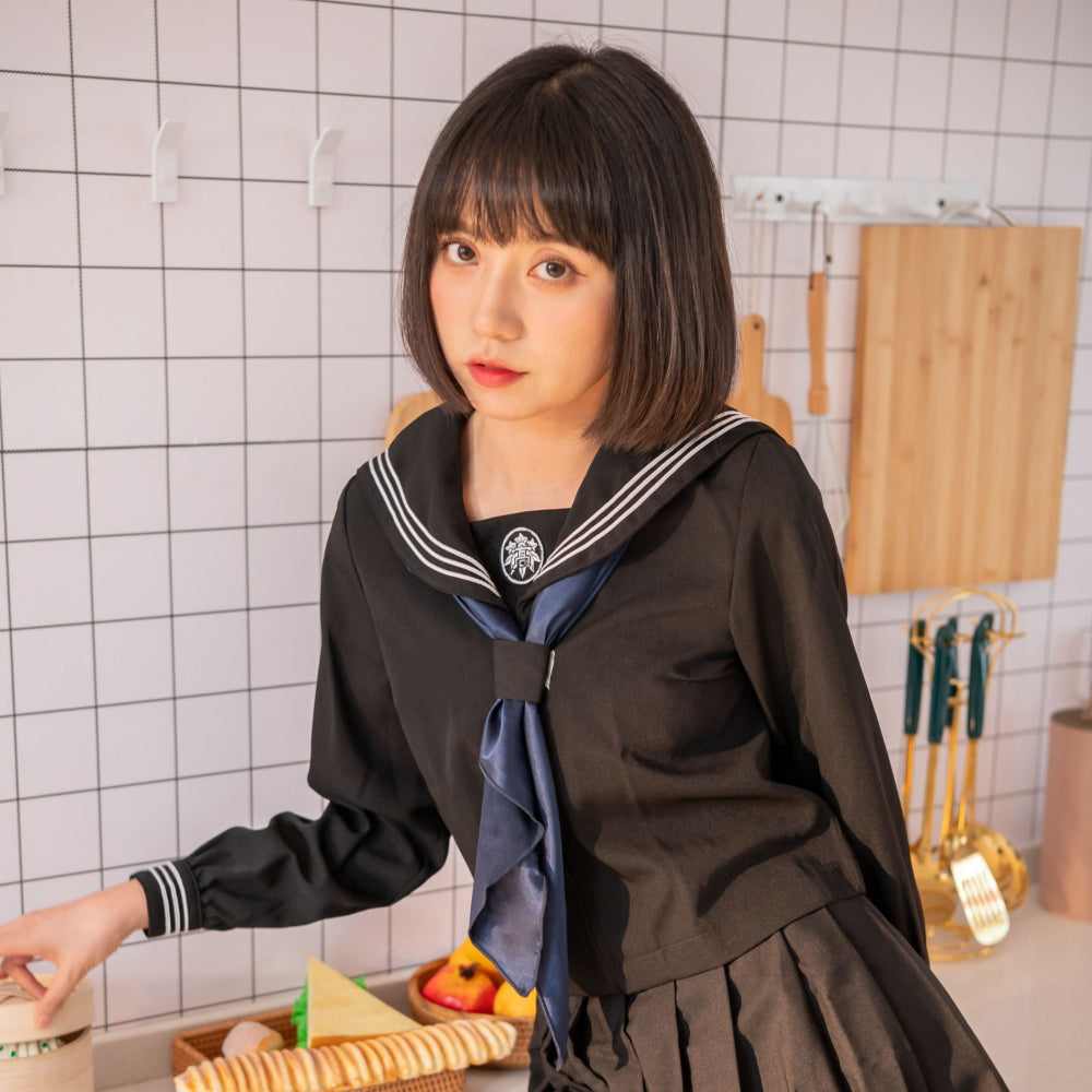 黒紺セーラー