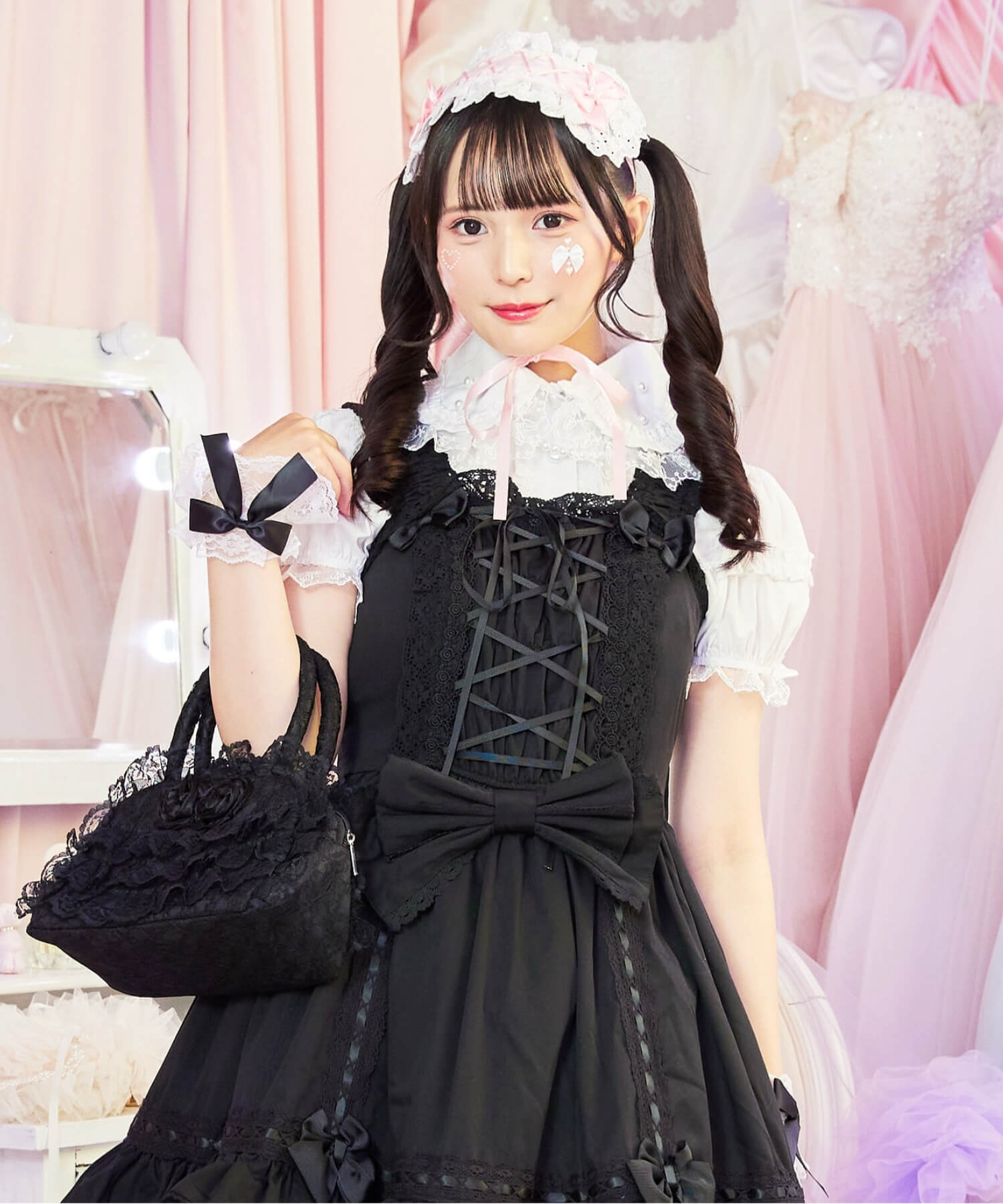 レースアップのリボンフリルジャンパースカート