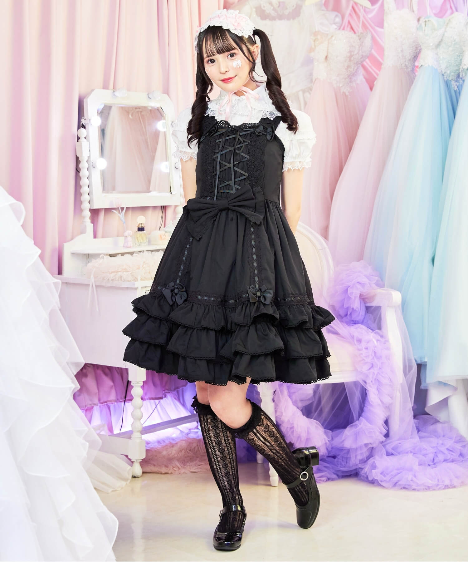 レースアップのリボンフリルジャンパースカート