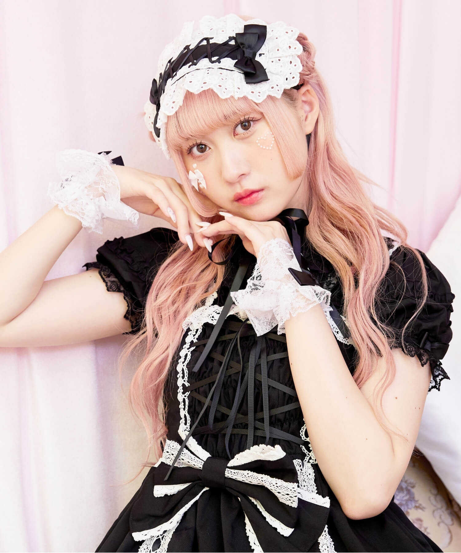 レースアップのリボンフリルジャンパースカート