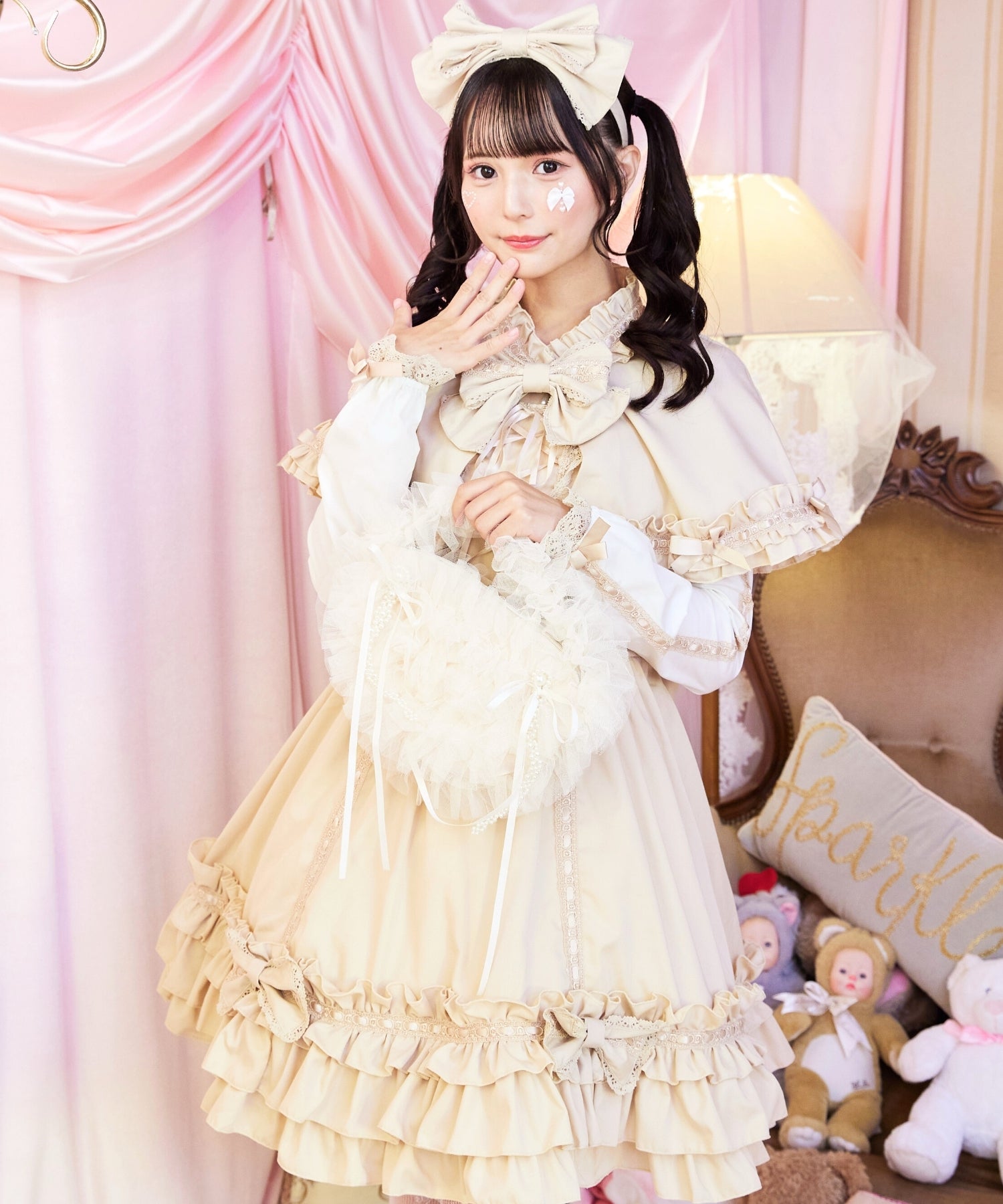 3way Royal Doll Dress with Cape and Ribbon 5-piece Set