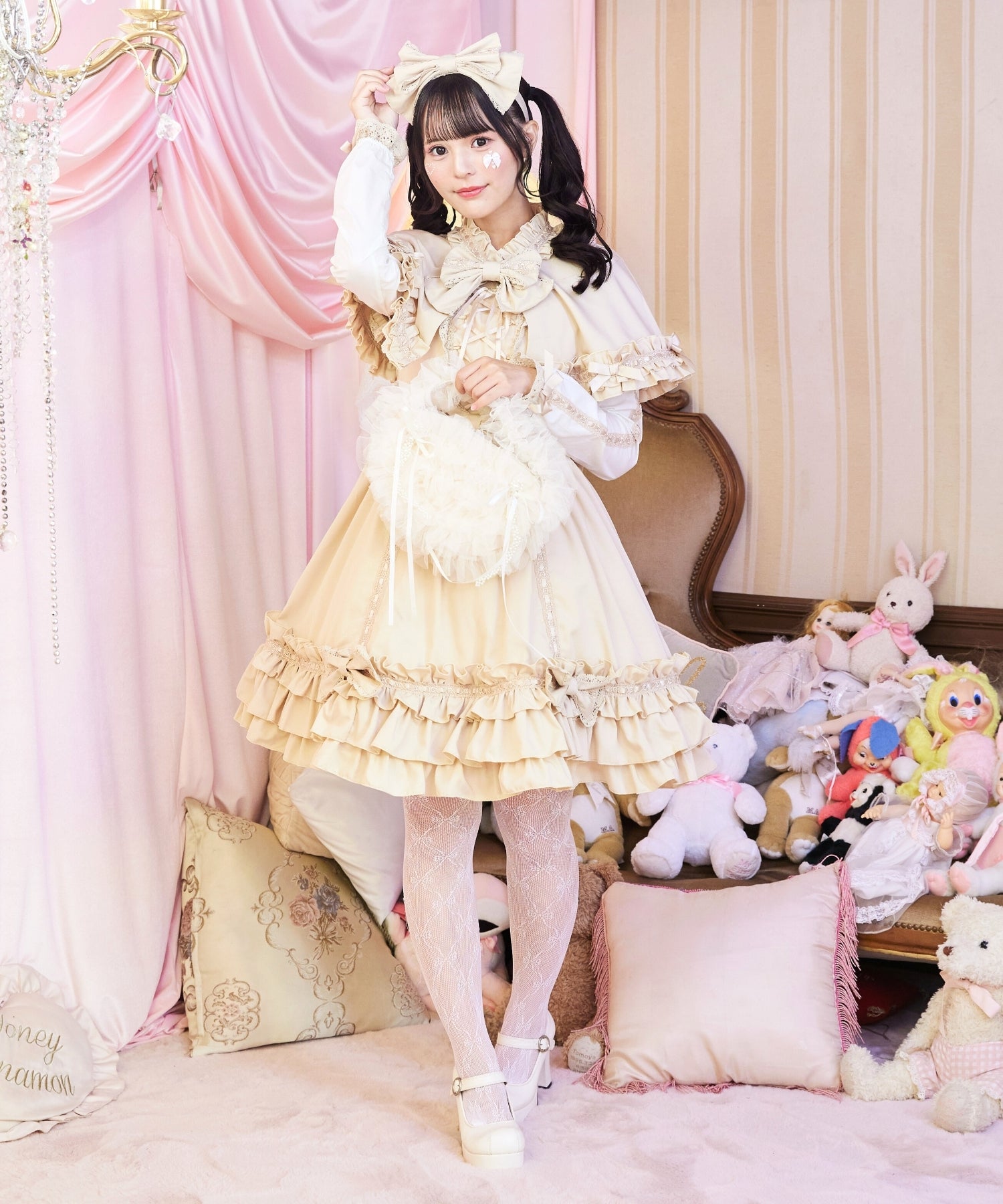 3way Royal Doll Dress with Cape and Ribbon 5-piece Set