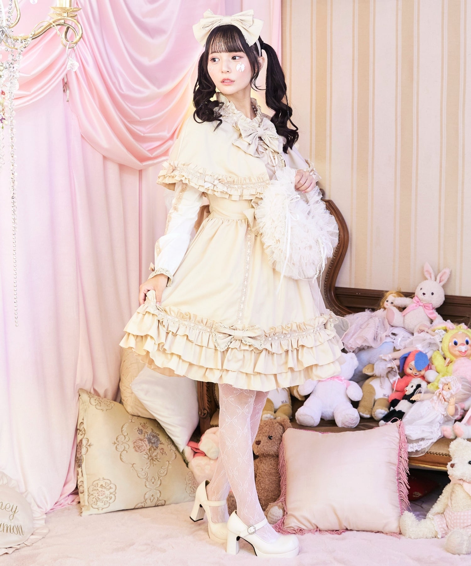 3way Royal Doll Dress with Cape and Ribbon 5-piece Set