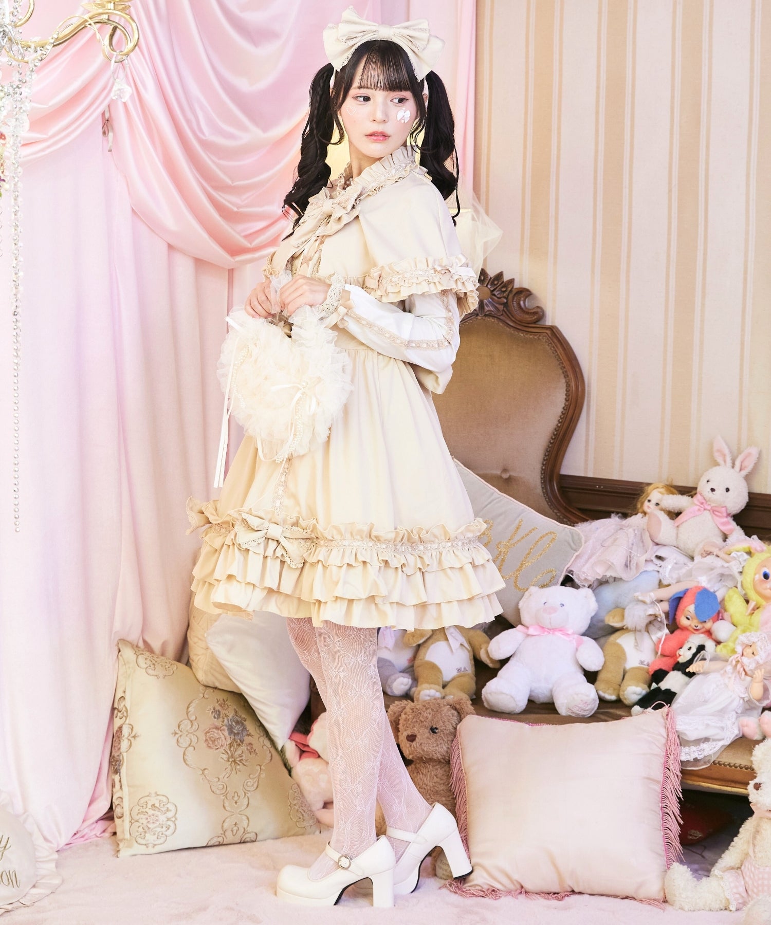 3way Royal Doll Dress with Cape and Ribbon 5-piece Set