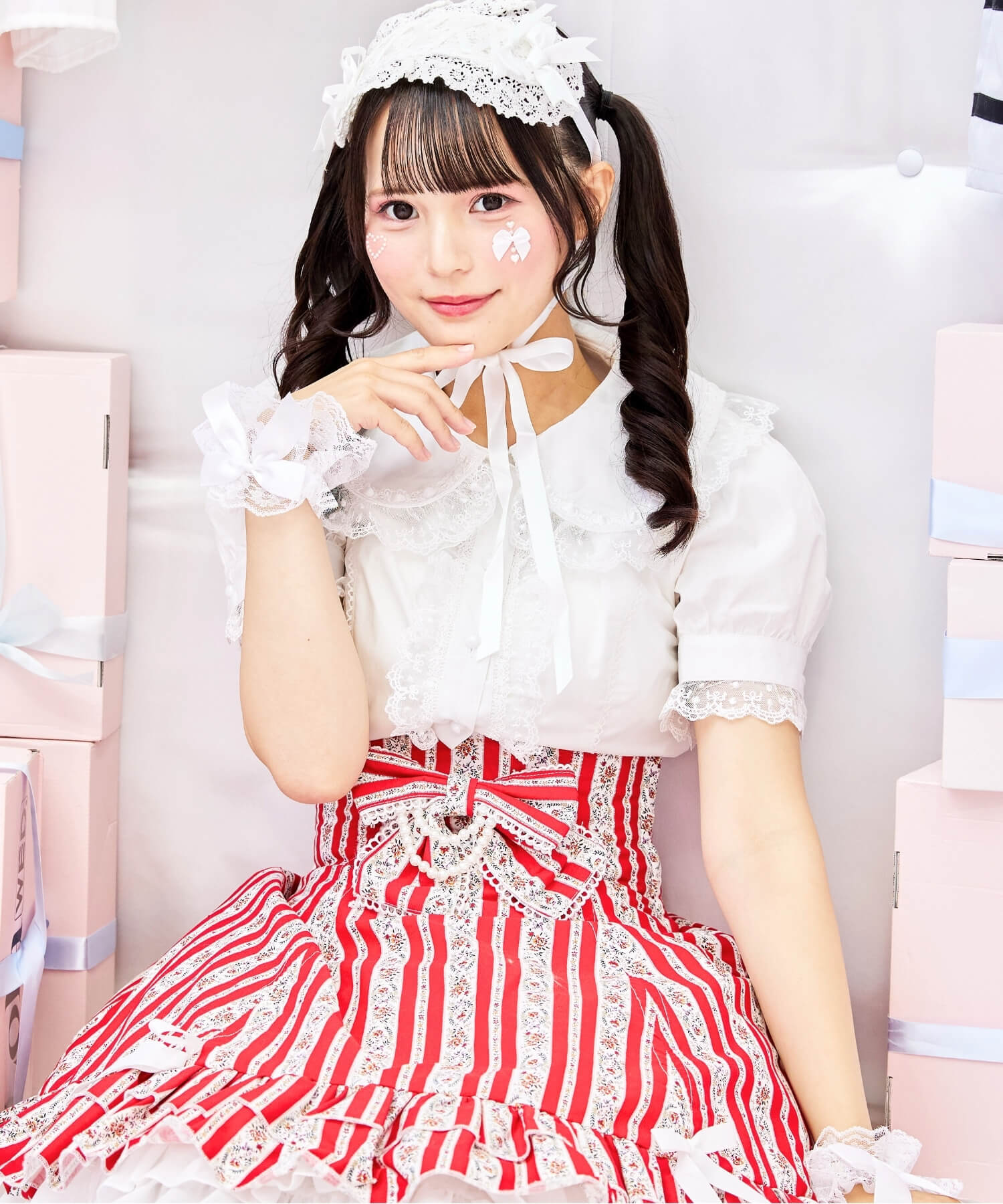 Bunny ear dot lace frill blouse