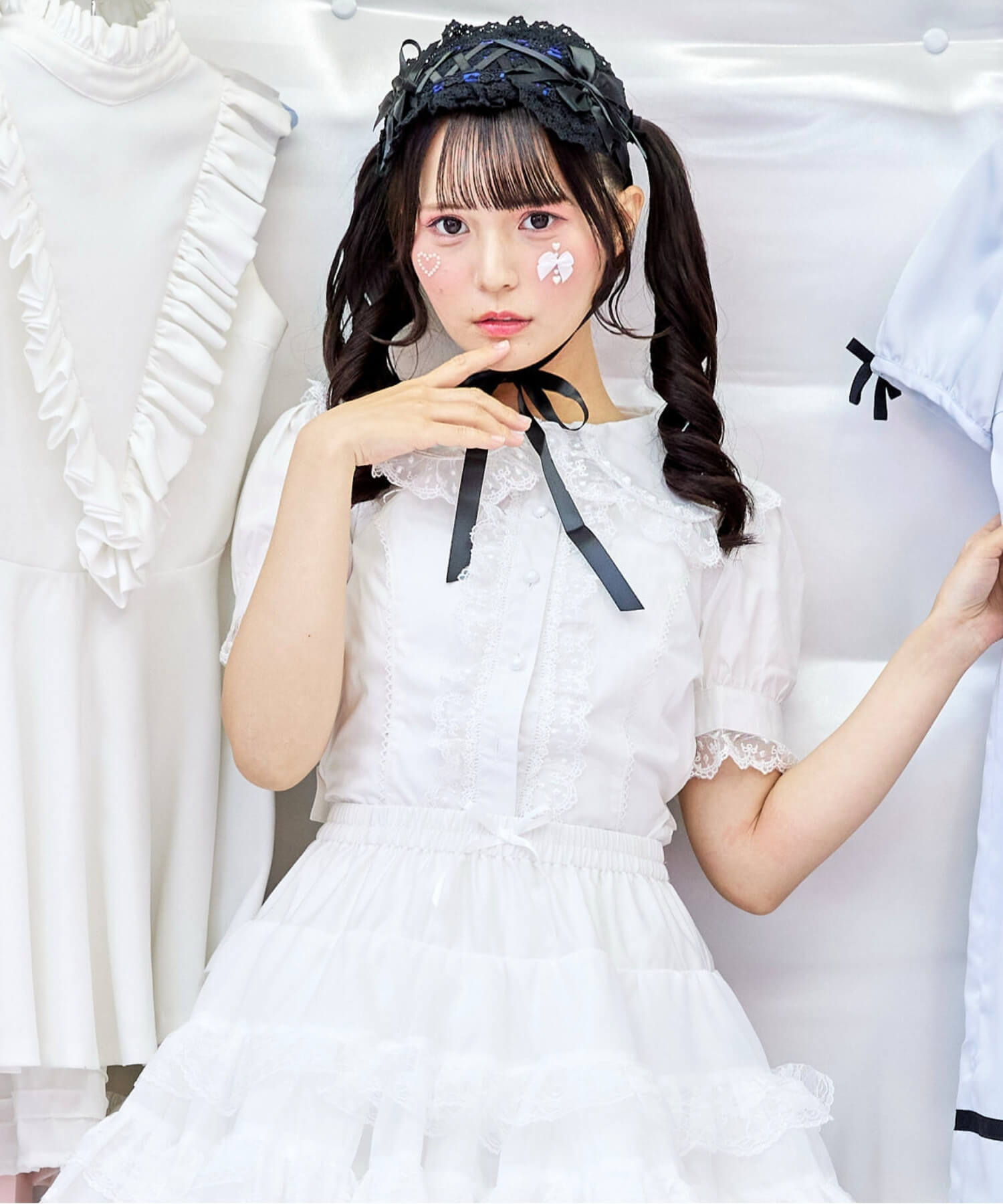 Bunny ear dot lace frill blouse