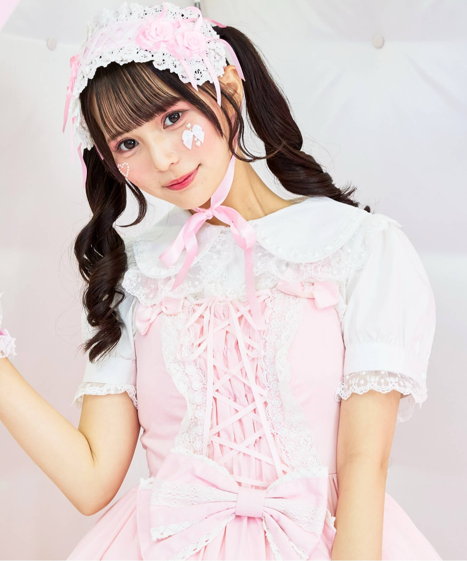 Bunny ear dot lace frill blouse
