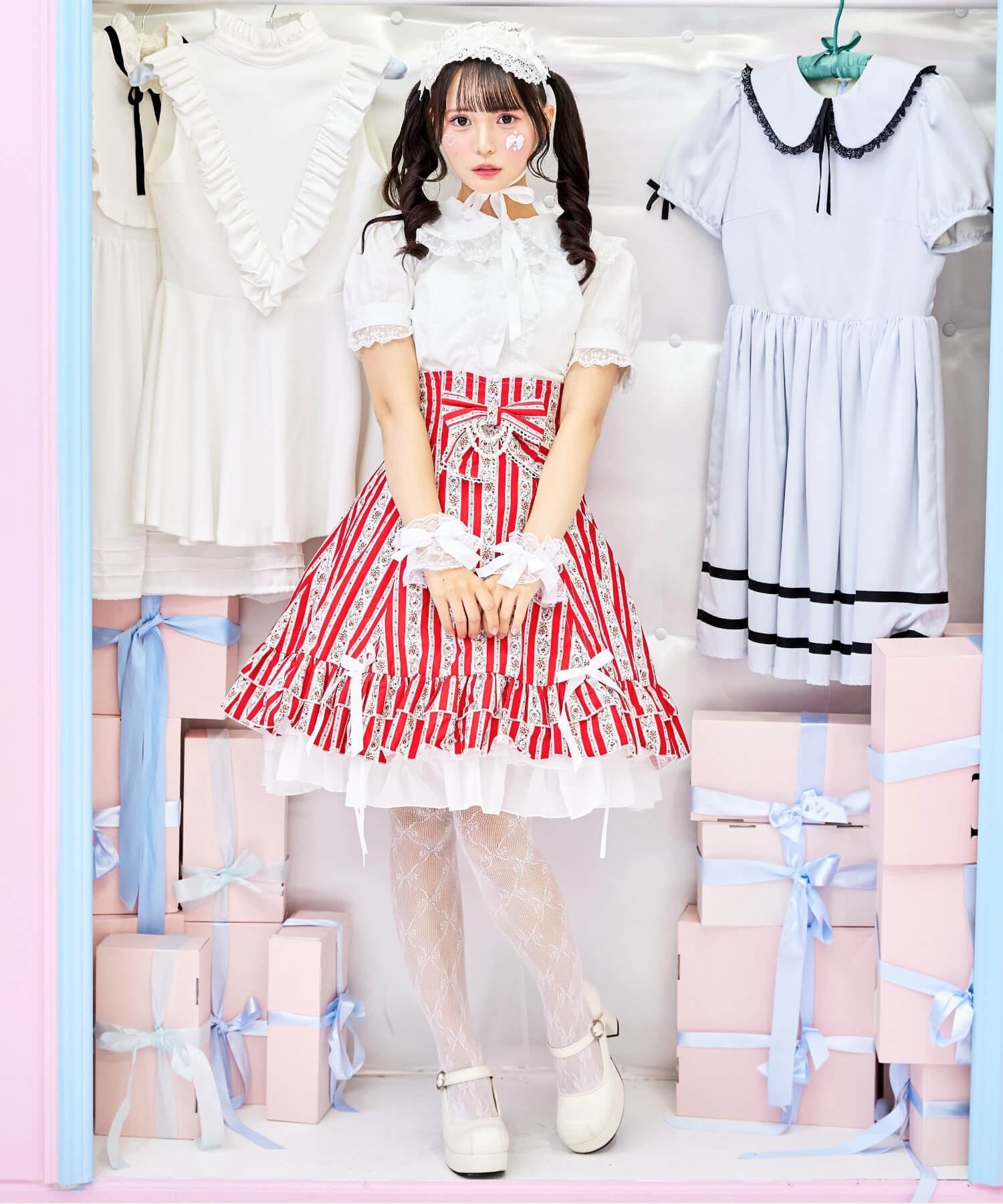 Bunny ear dot lace frill blouse