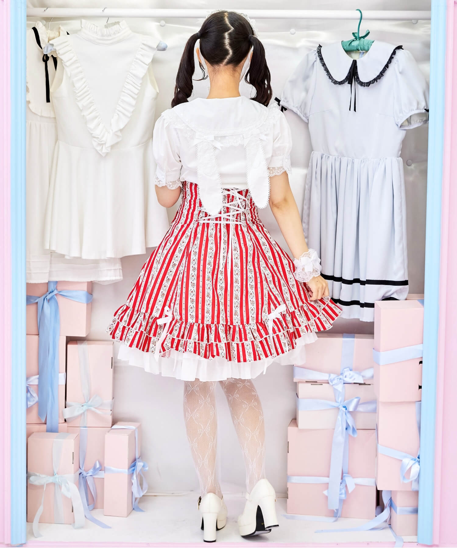 Bunny ear dot lace frill blouse