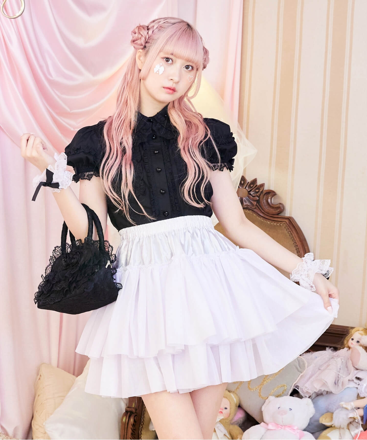 Two-tiered ruffled hard tulle panniers