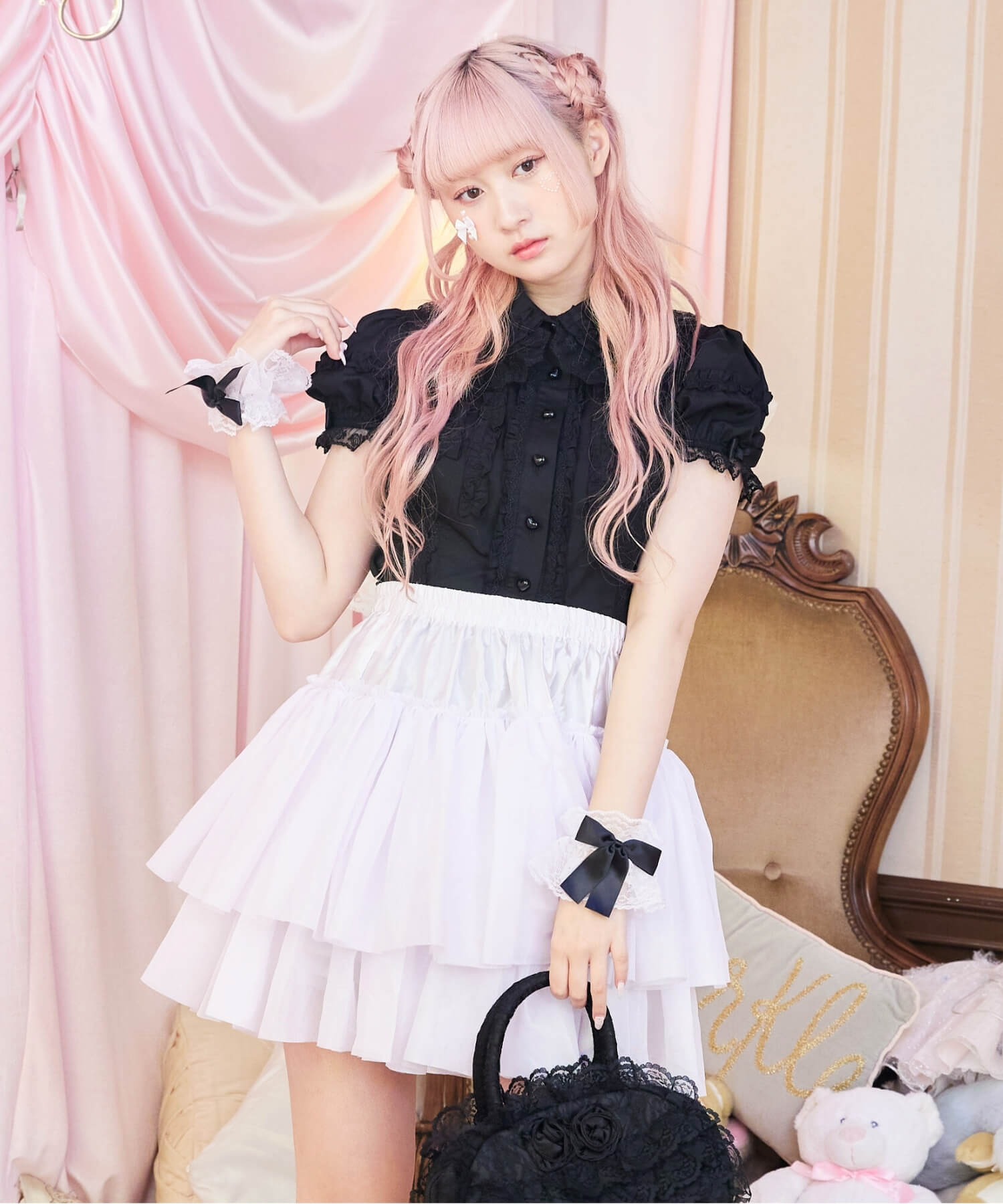 Two-tiered ruffled hard tulle panniers